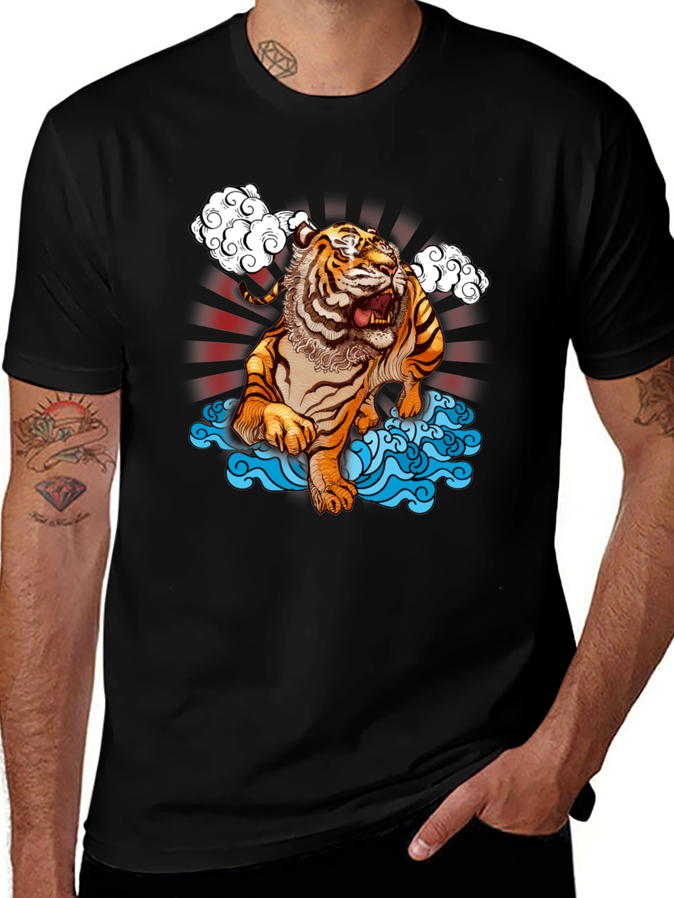 Variant 29 of Tiger Graphic Black T-Shirt