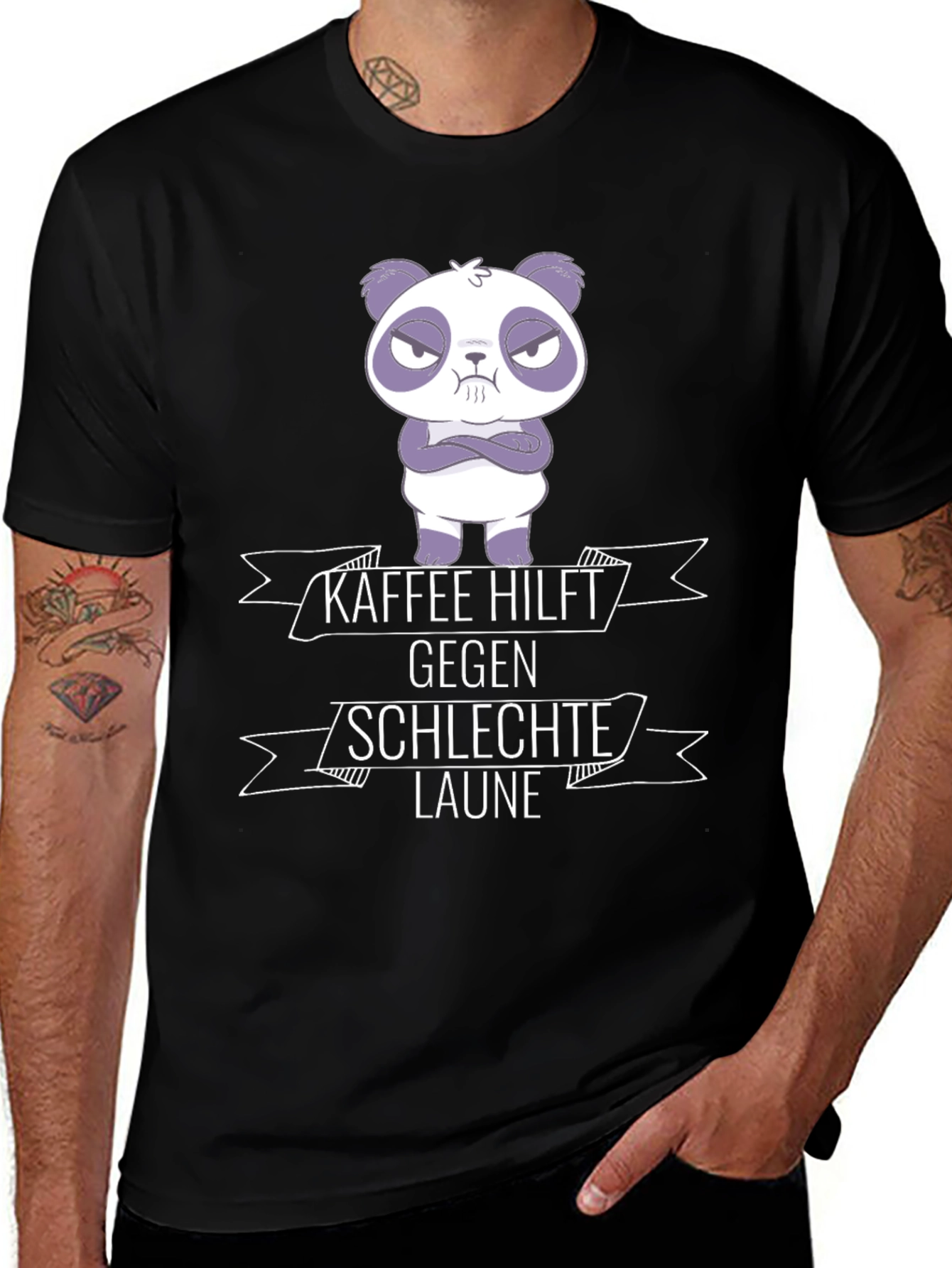 Variant 7 of Kaffee Hilft Panda Graphic T-Shirt