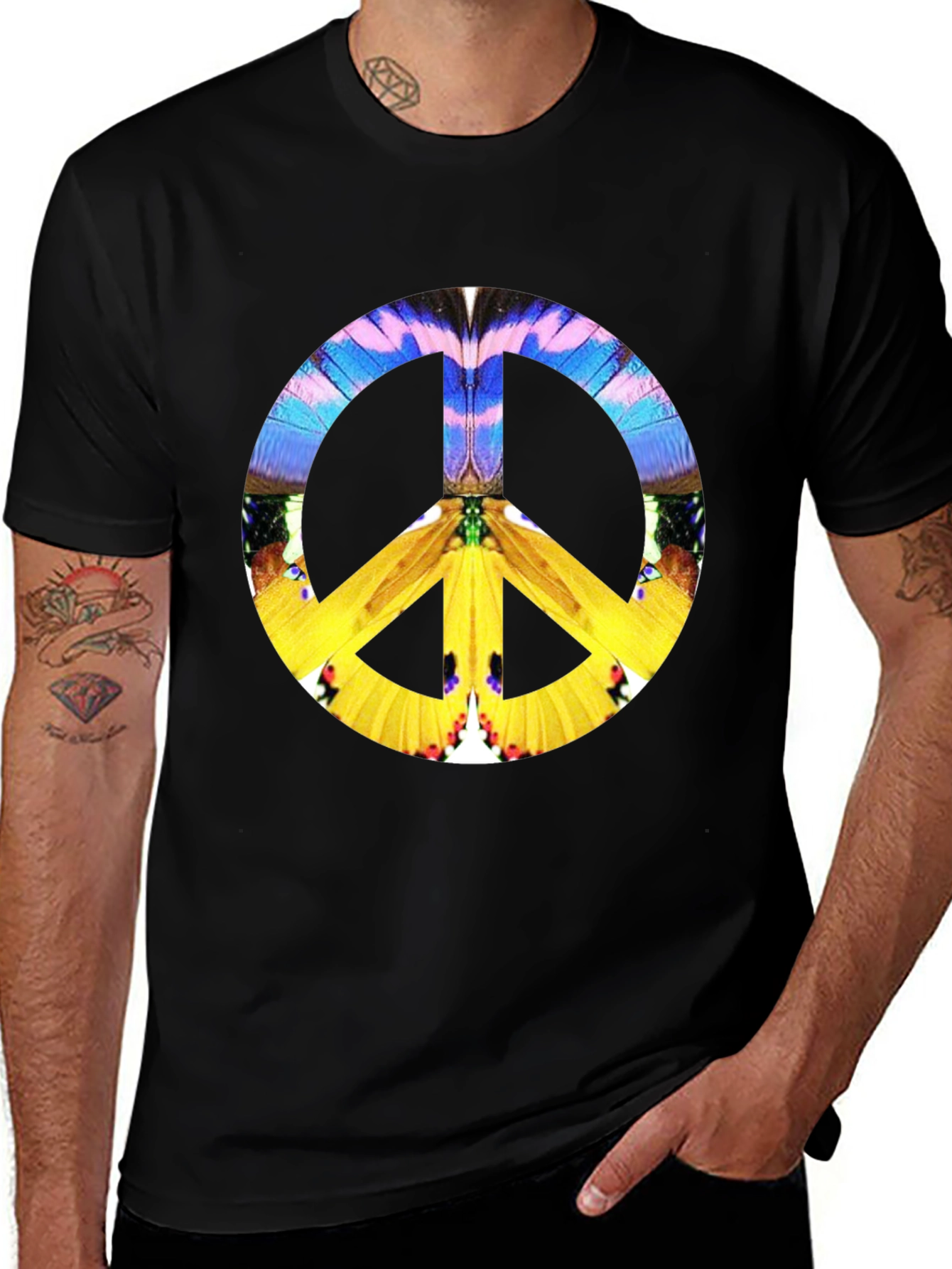 Variant 19 of Peace Sign Graphic Black T-Shirt