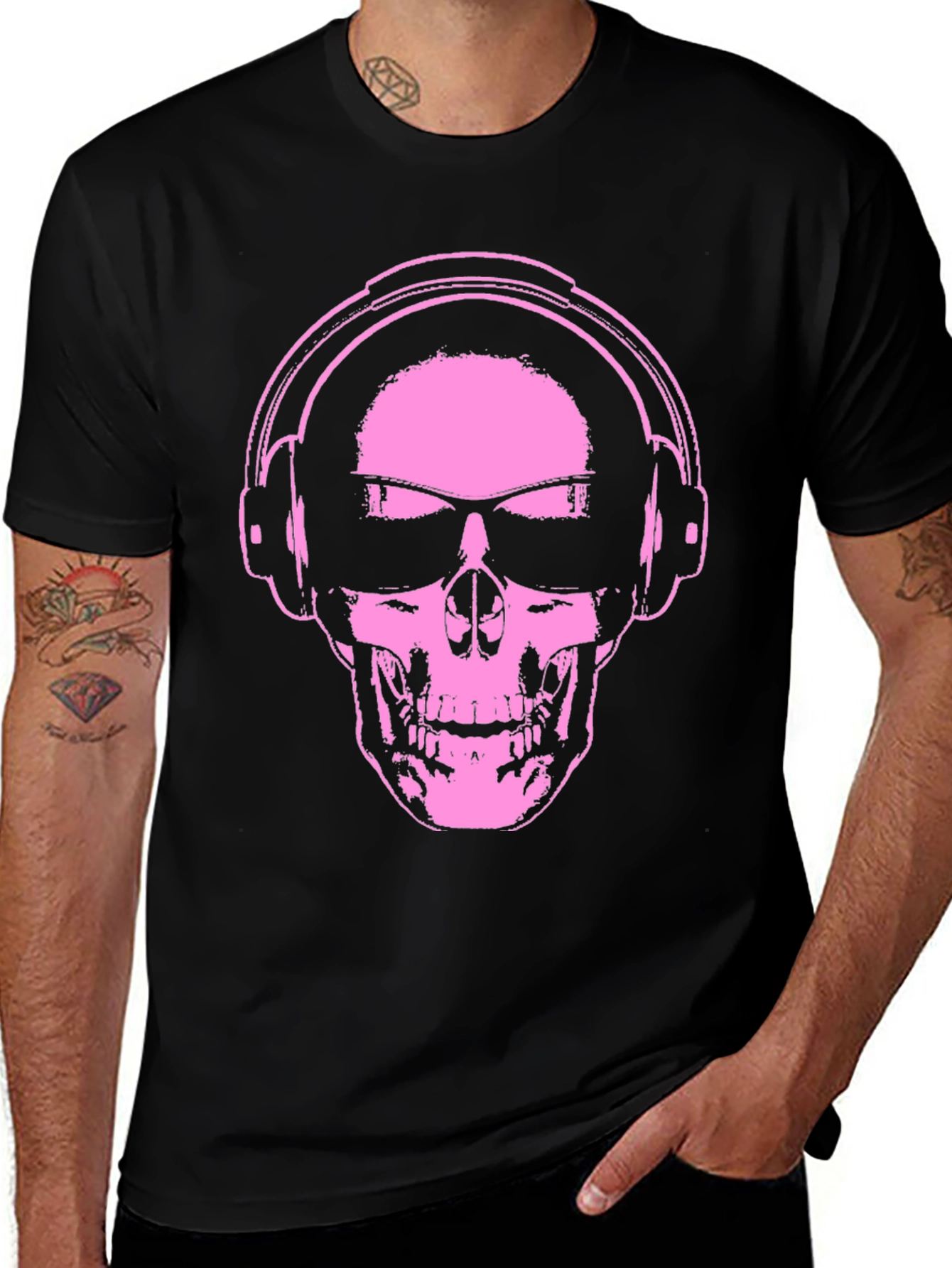 Variant 17 of Skull With Headphones Graphic T-Shirt