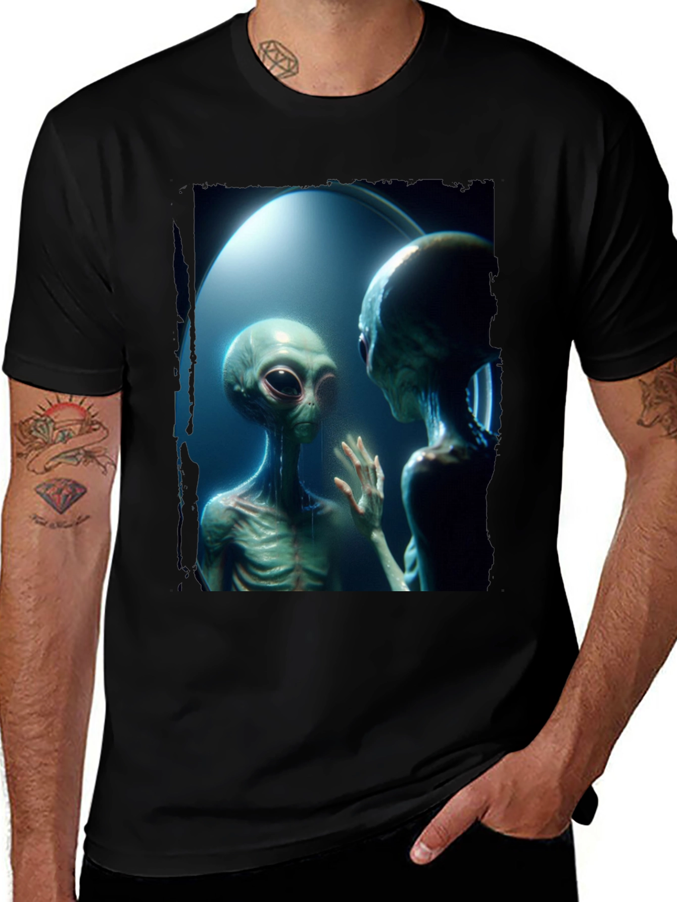 Variant 22 of Alien Reflection T-Shirt