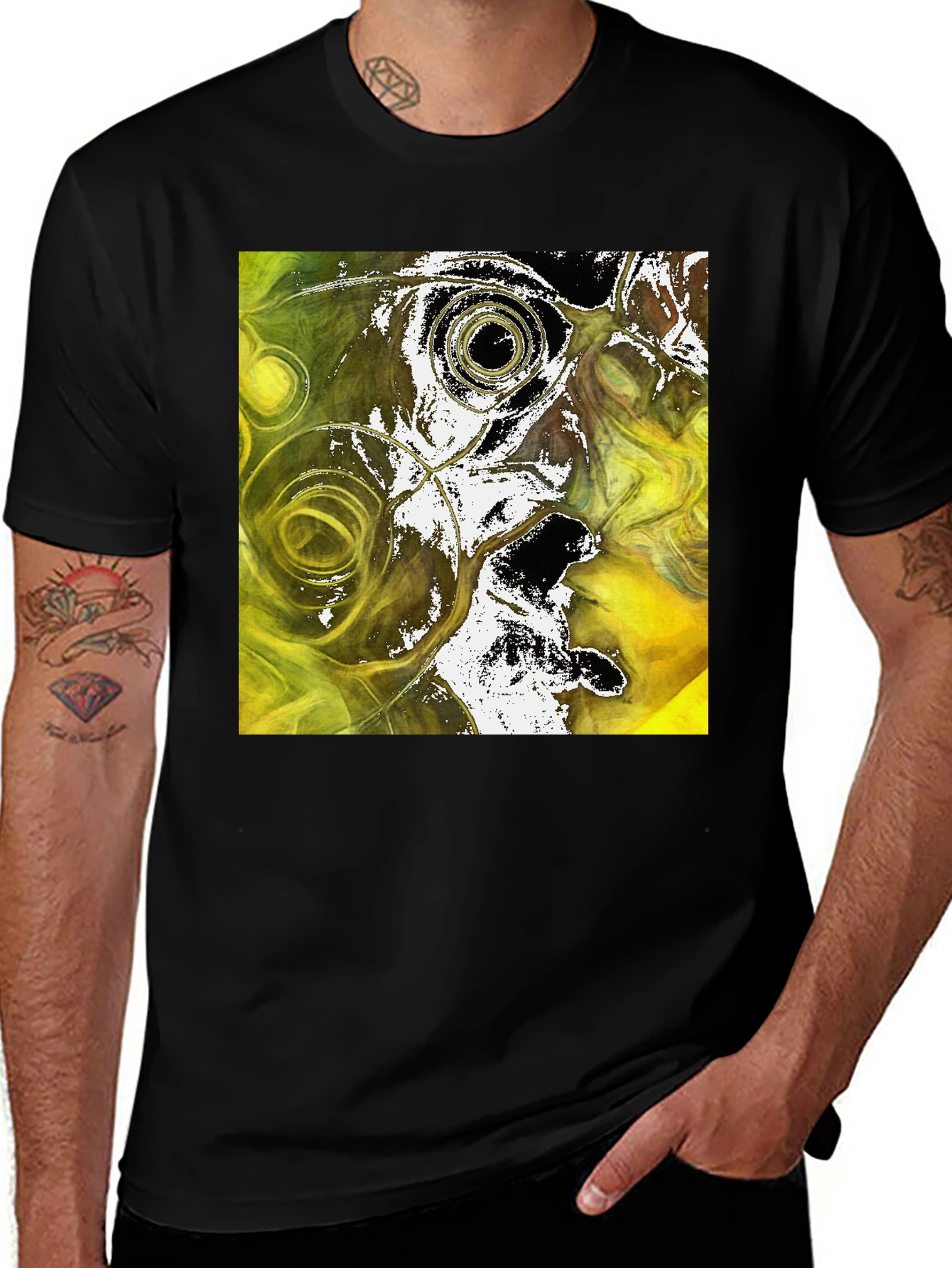 Variant 15 of Abstract Graphic Print Black T-Shirt