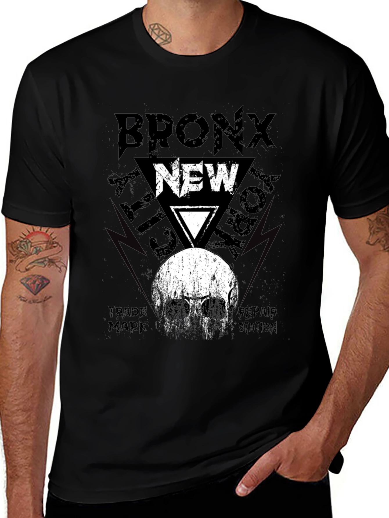 Variant 4 of Bronx New York City Skull Graphic Black T-Shirt