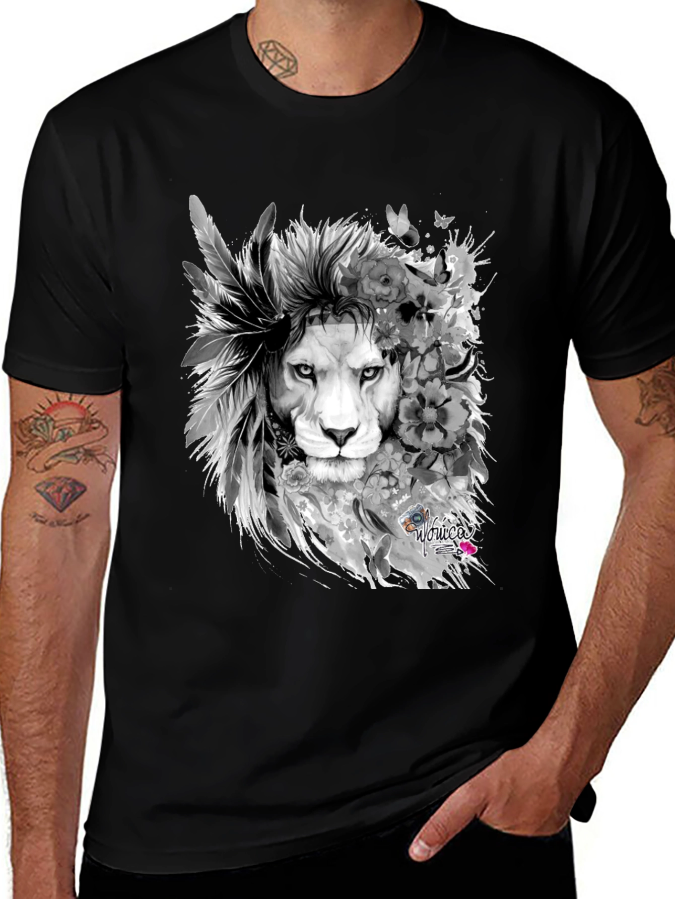 Variant 28 of Lion Graphic Print T-Shirt - Men's Black Tee