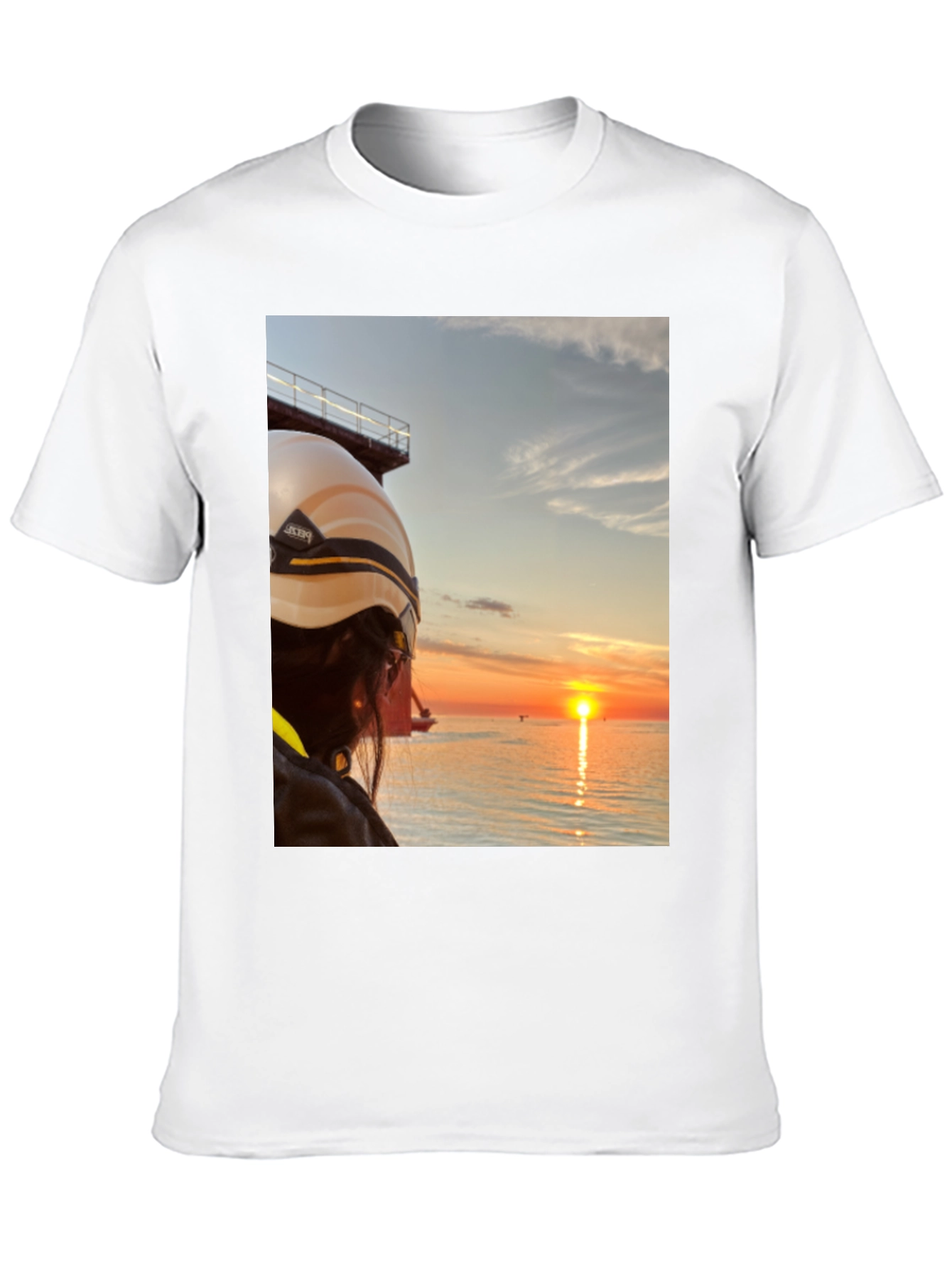 Black Sunset Seeker Graphic Tee view 10