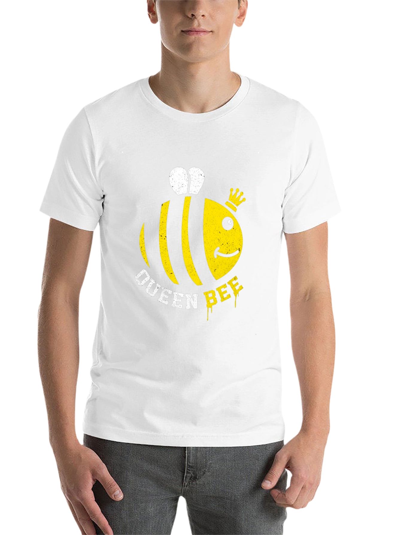Black Queen Bee Graphic T-Shirt - Stylish and Fun view 14