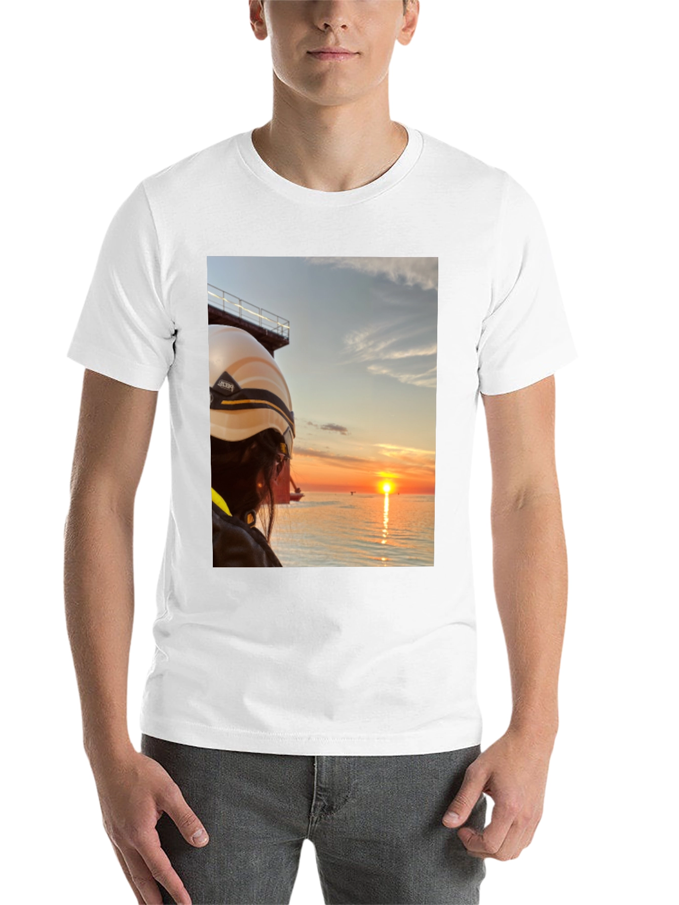Black Sunset Seeker Graphic Tee view 14