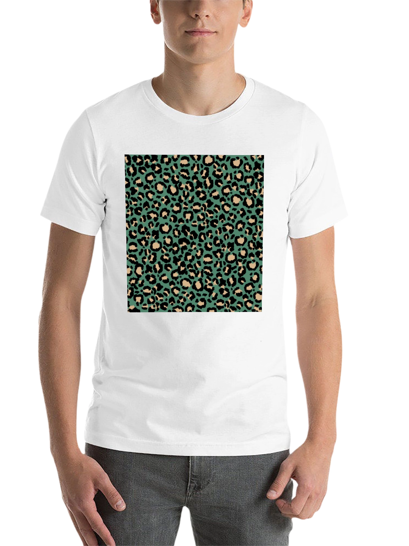 Black Leopard Print Tee - Modern Style view 14