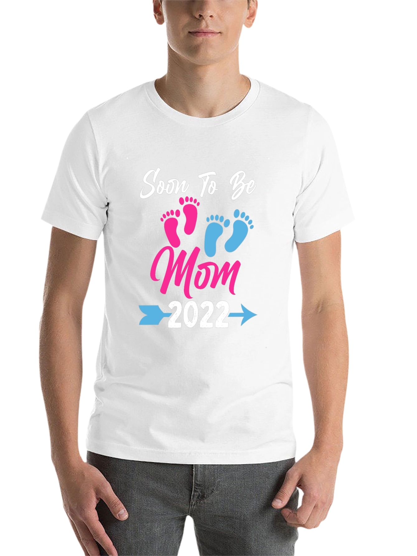 Black Soon To Be Mom 2022 T-Shirt view 14