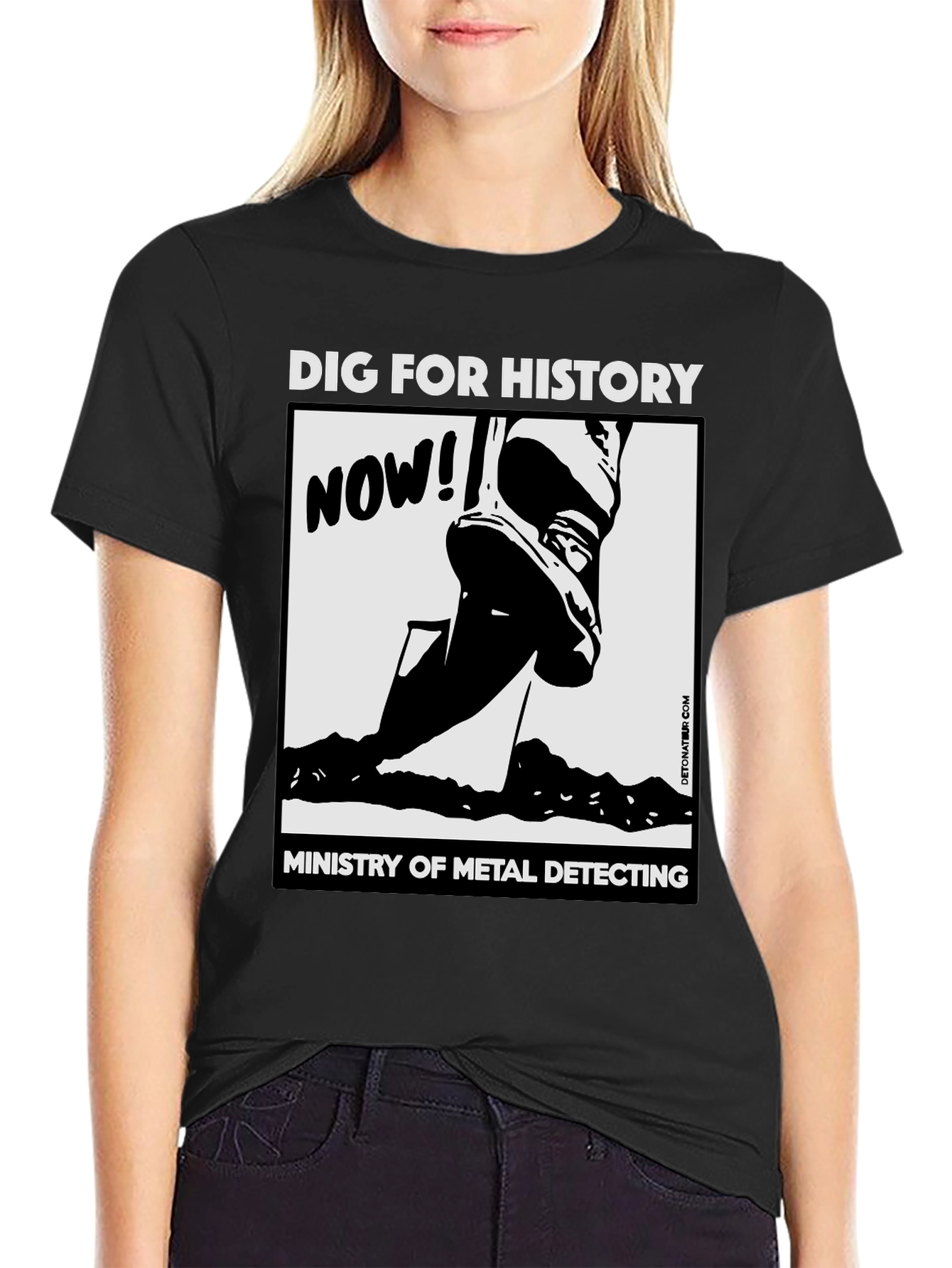Black Dig For History Metal Detecting T-Shirt view 2