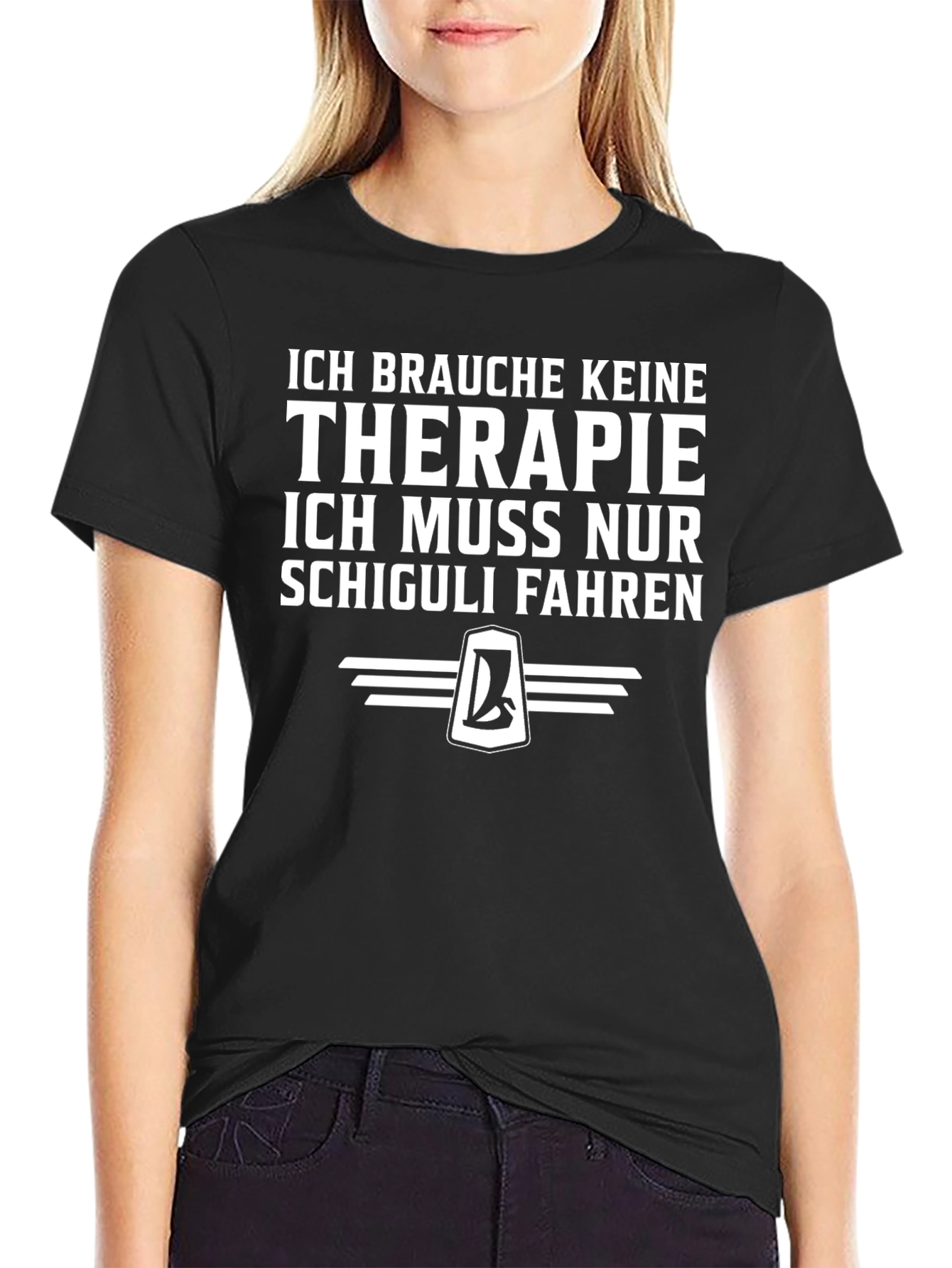 Black Ich Brauche Keine Therapie T-Shirt - Schiguli Fahren Black Tee view 2