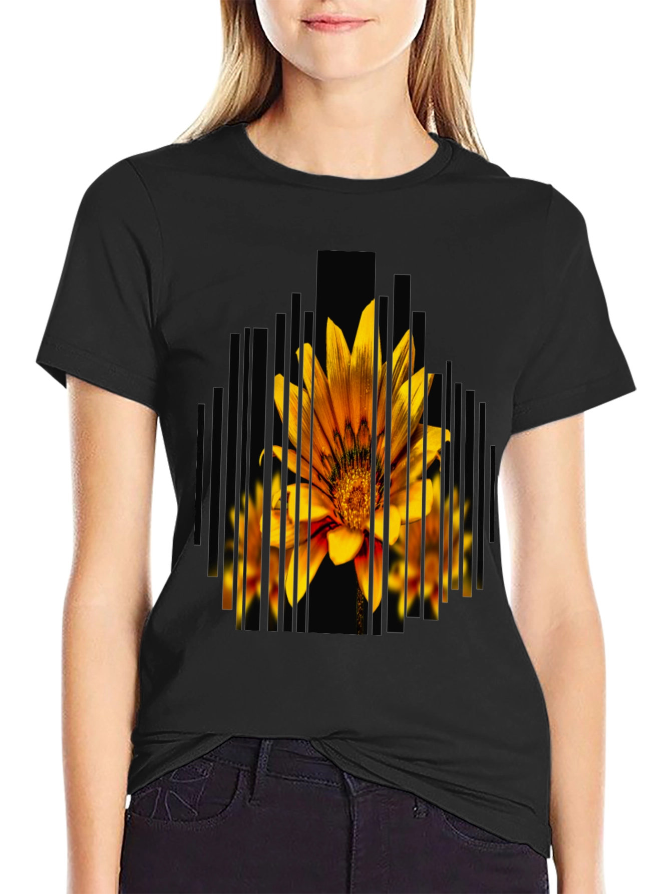 Black Abstract Flower Graphic Print Black Tee view 2