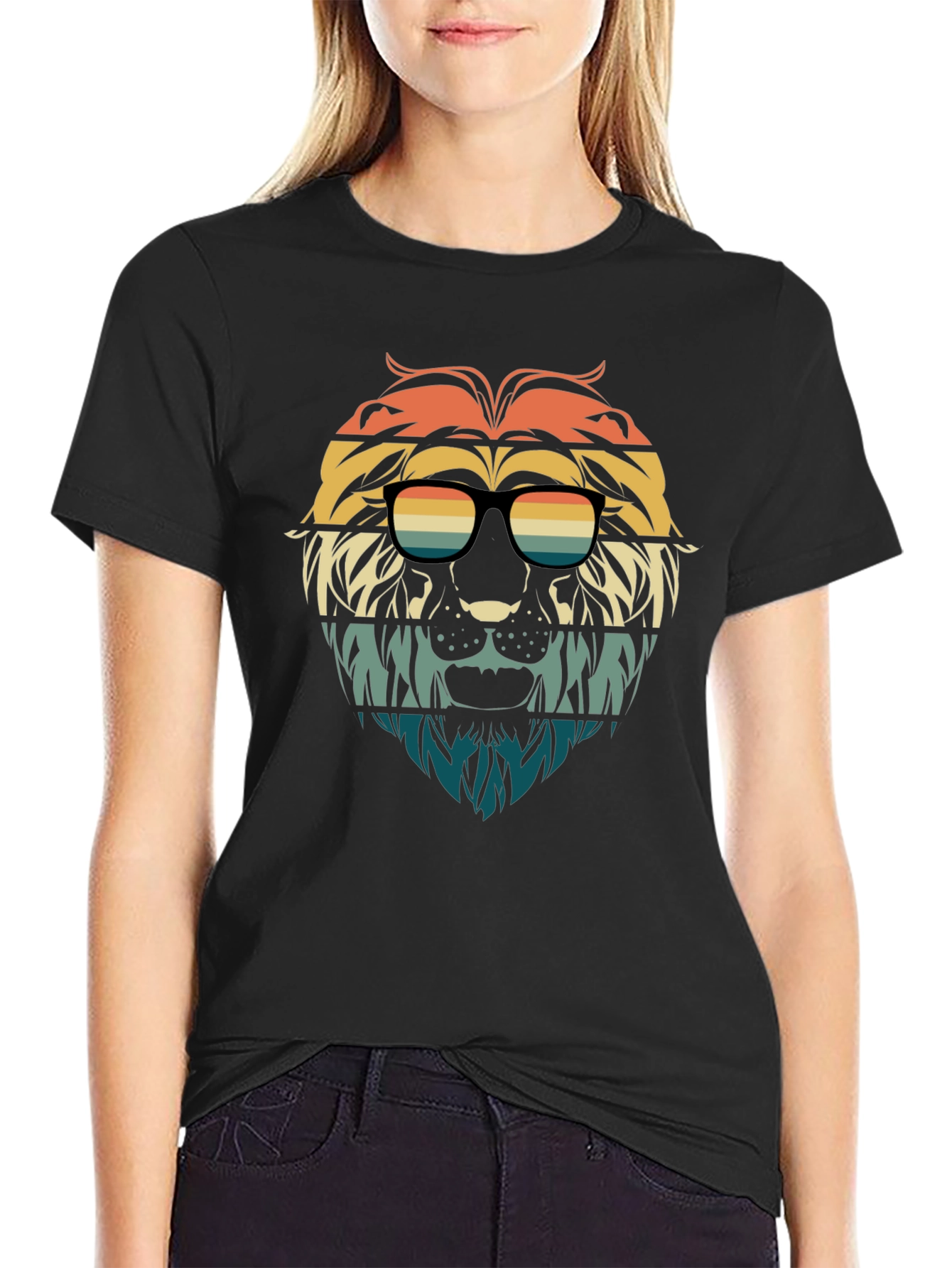 Black Retro Lion Graphic Tee - Stylish Animal Design T-Shirt view 2