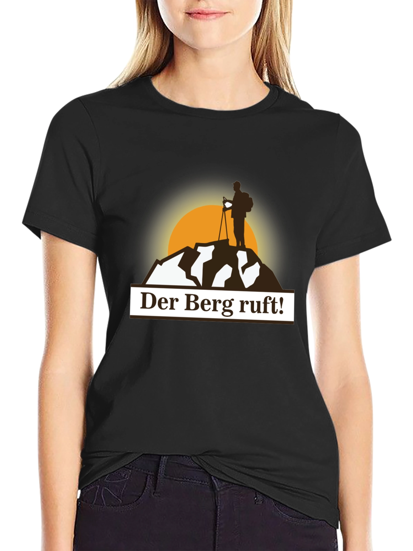 Black Der Berg Ruft T-Shirt - Hiking & Adventure Tee view 2