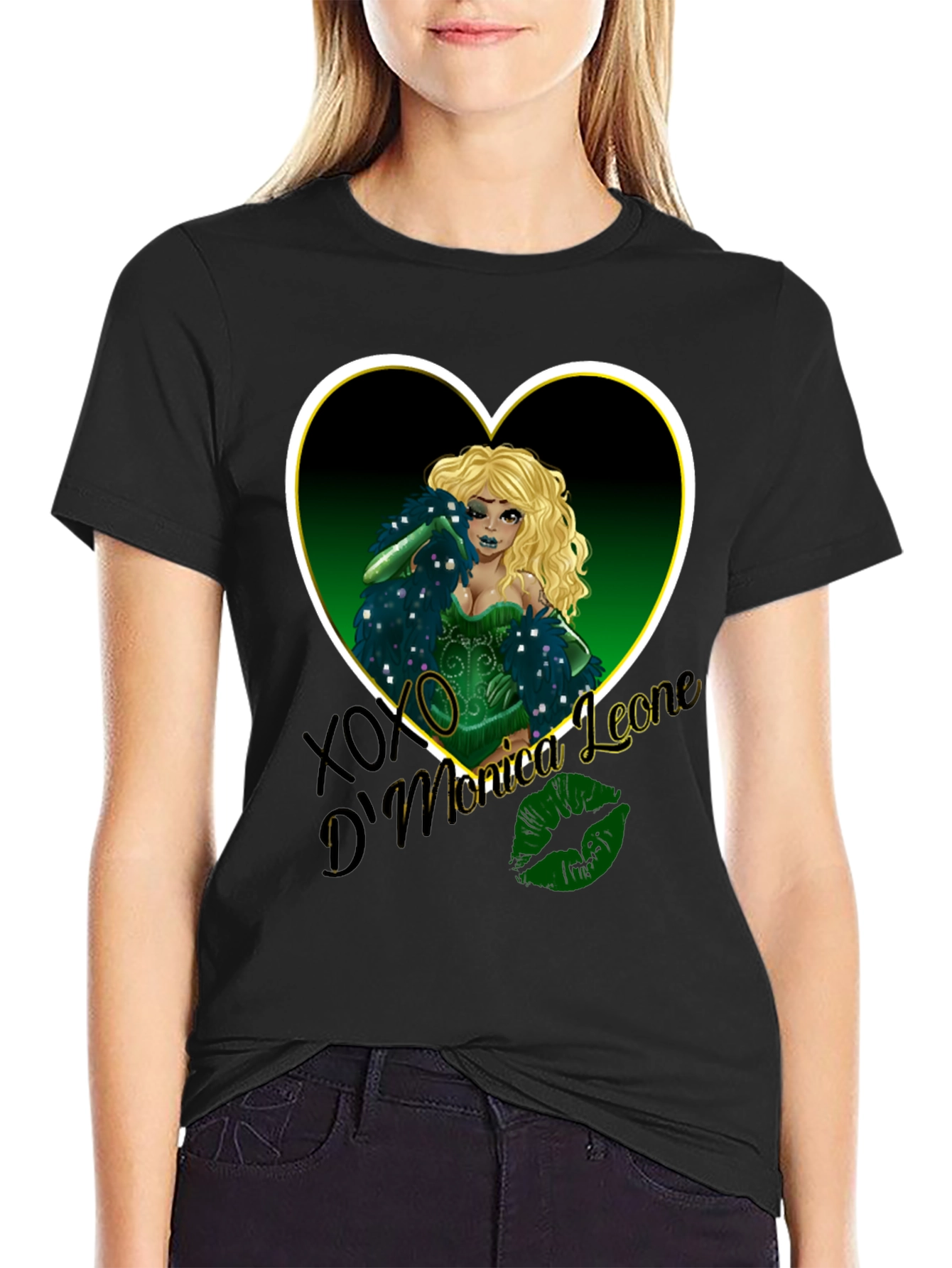 Black Monica Leone Graphic Tee - Heart Design view 2