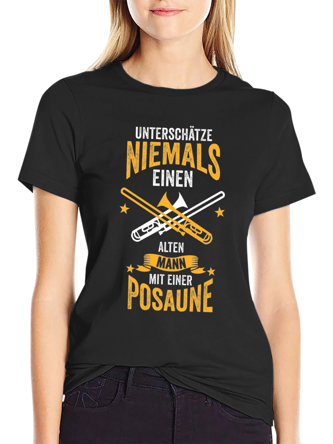 Black Unterschatze Niemals Posaune T-Shirt view 2