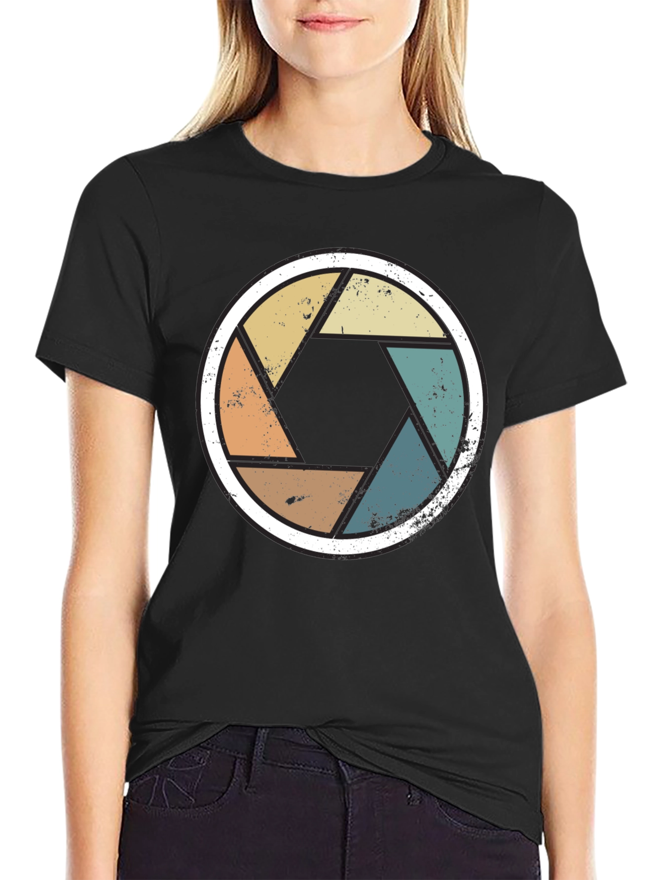 Retro Camera Aperture T-Shirt - Photographer Gift - 2