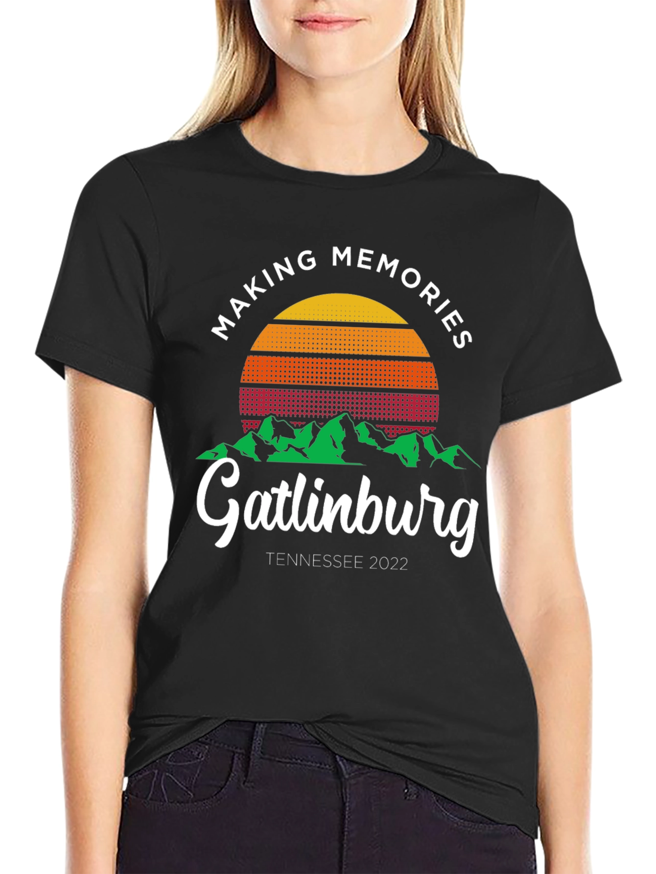 Black Gatlinburg Tennessee 2022 Graphic Tee view 2