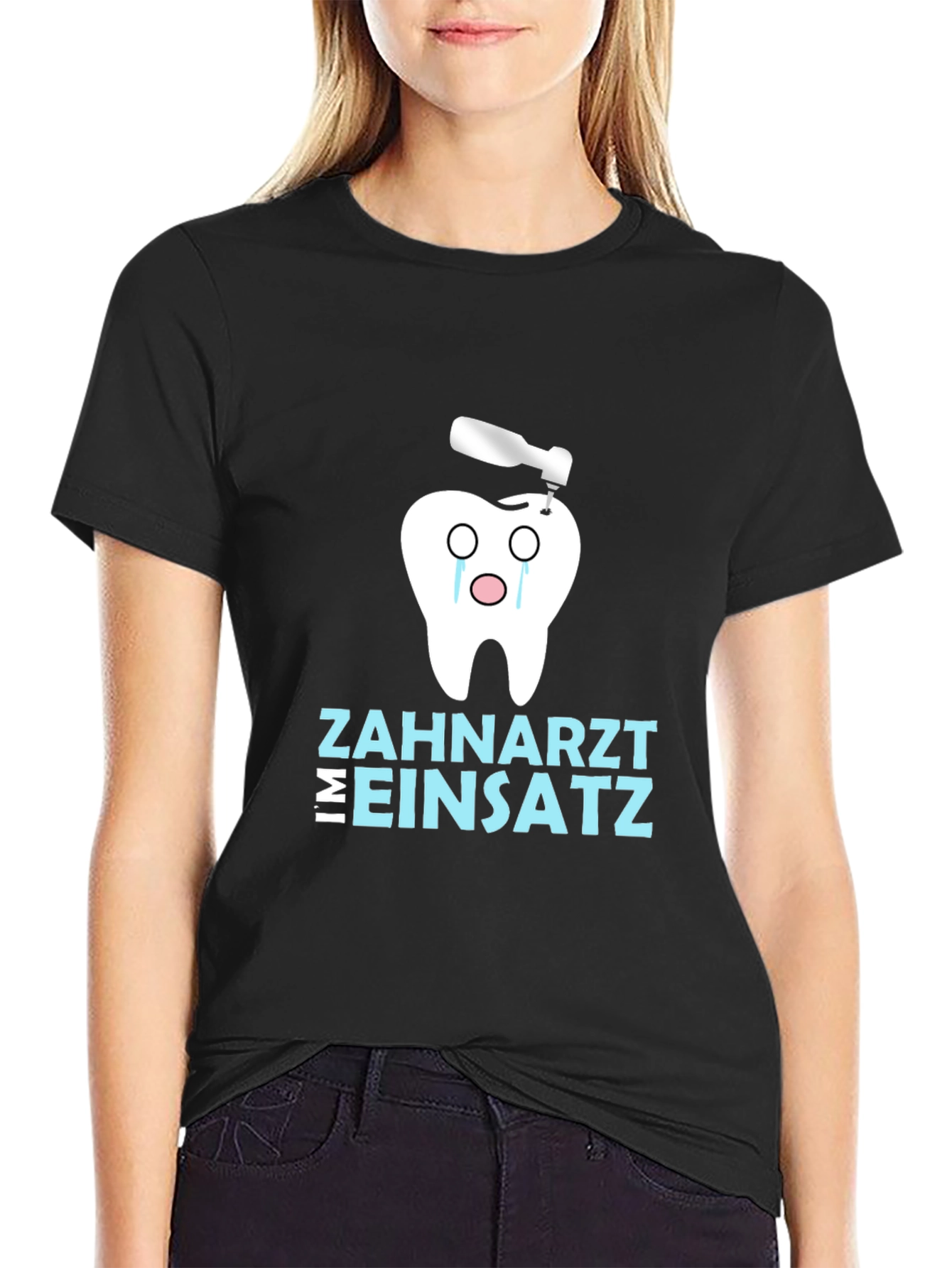 Black Zahnarzt Im Einsatz Graphic Tee - Black view 2
