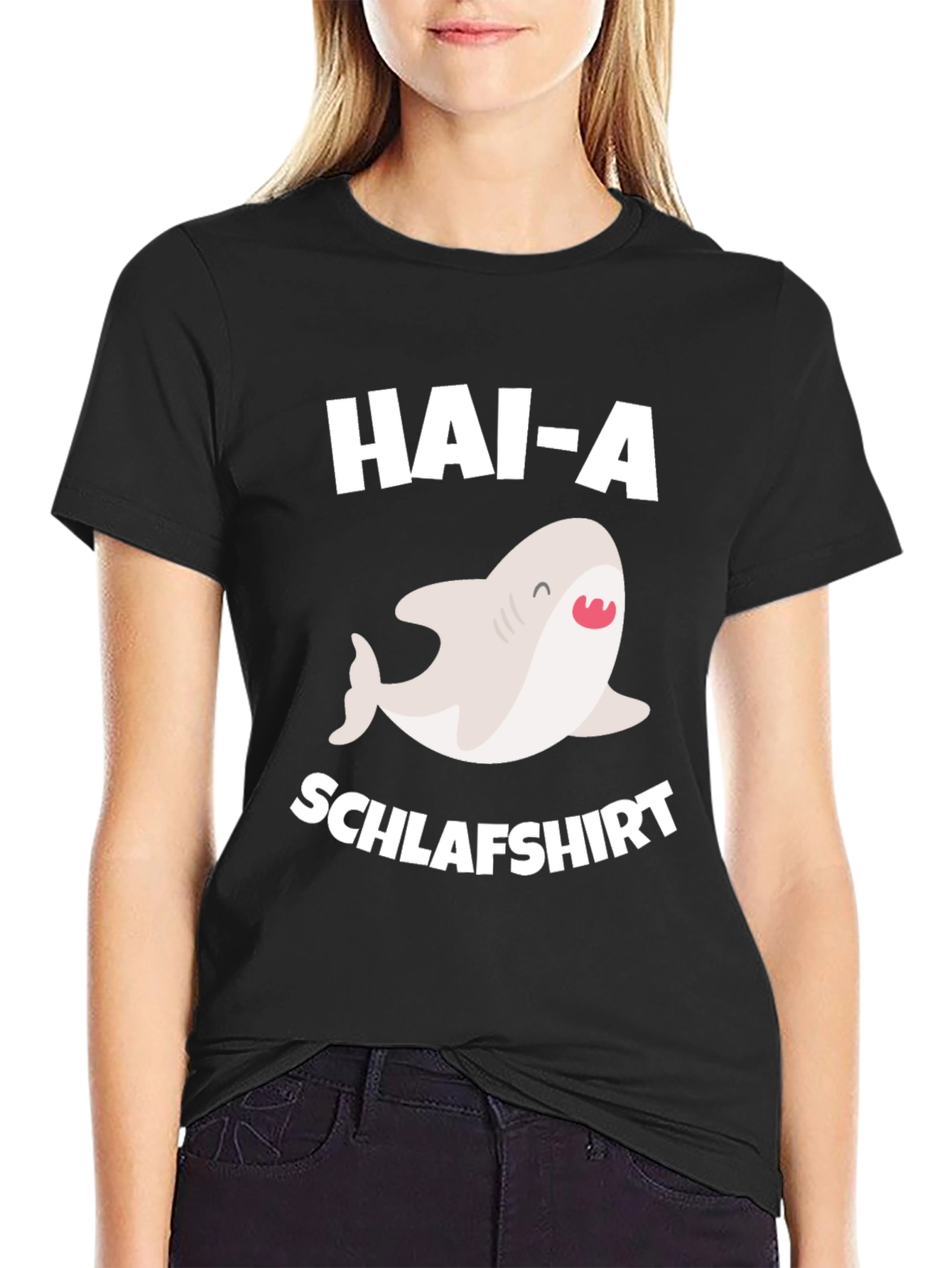 Black Hai-A Schlafshirt Graphic T-Shirt view 2