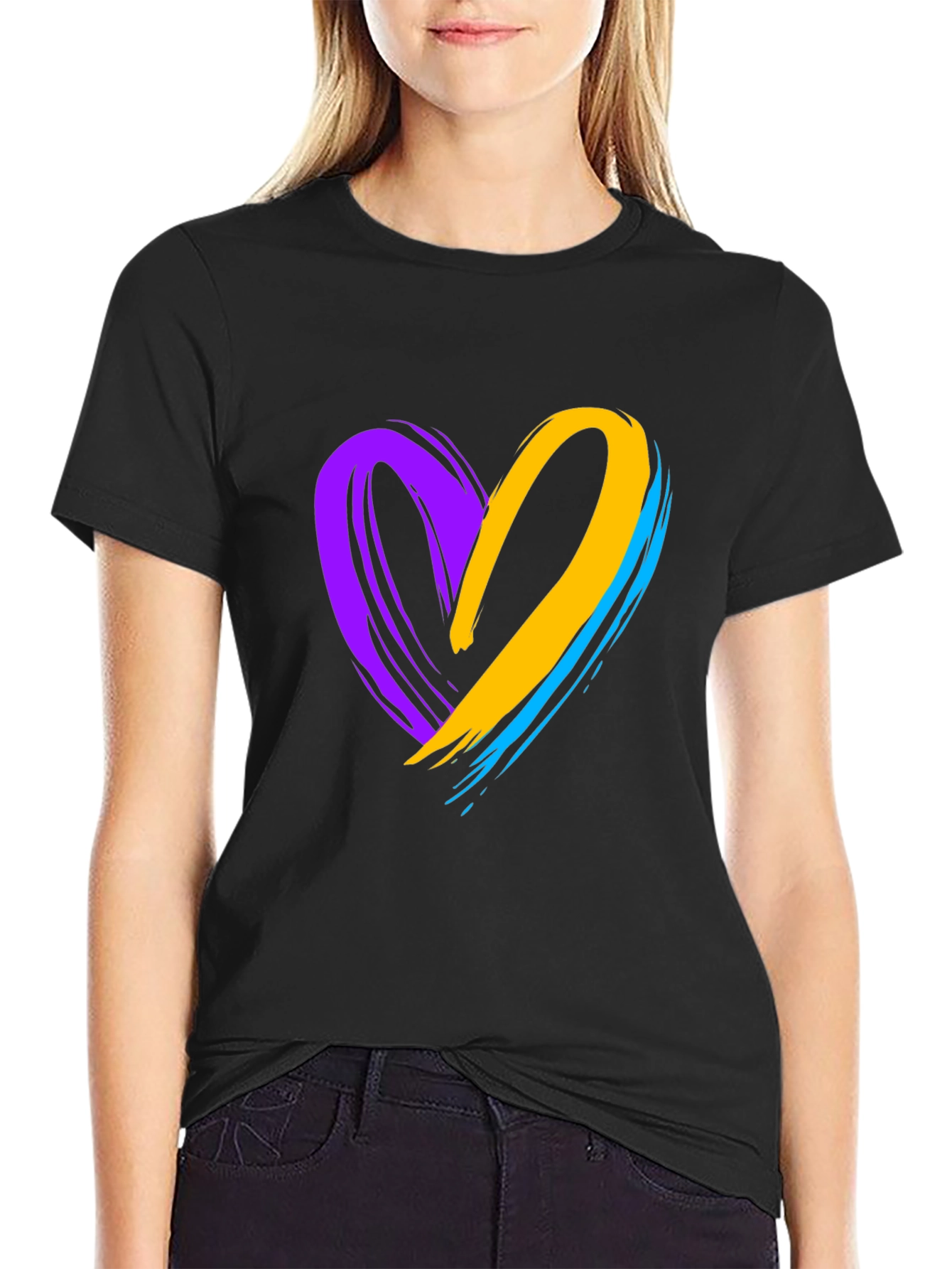 Brush Stroke Heart Graphic Tee - Casual Black T-Shirt - 2