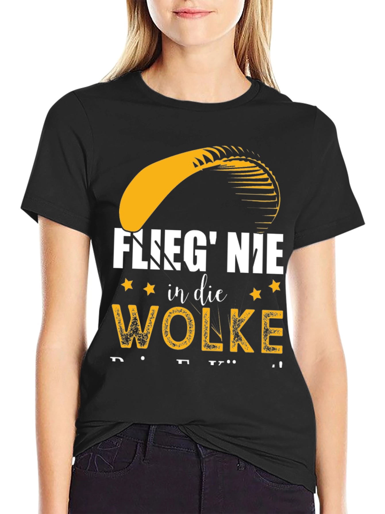 Black Flieg' Nie in die Wolke T-Shirt - Paragliding Gift view 2