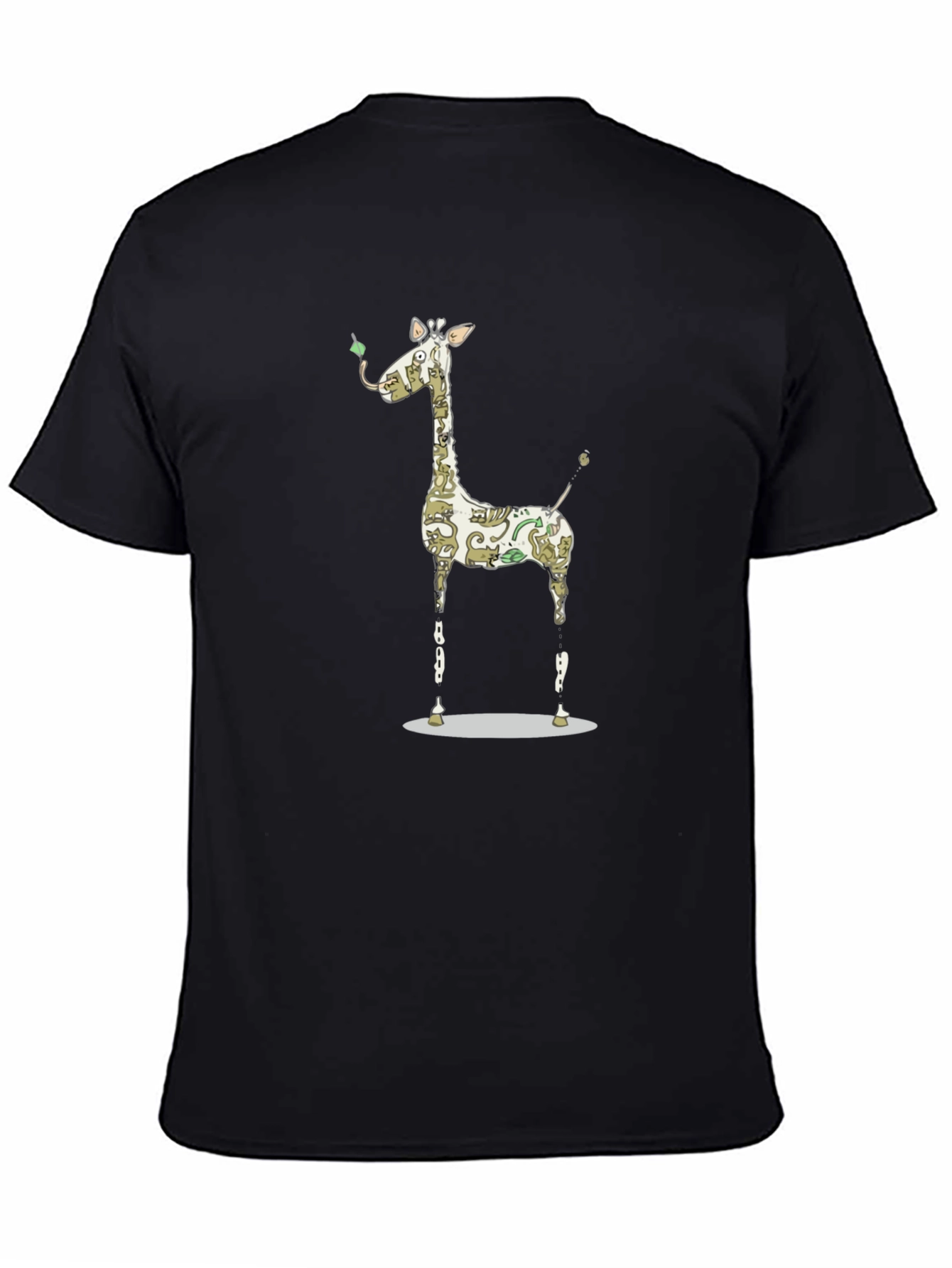 Black Giraffe Pattern T-Shirt, Unique Animal Print view 4
