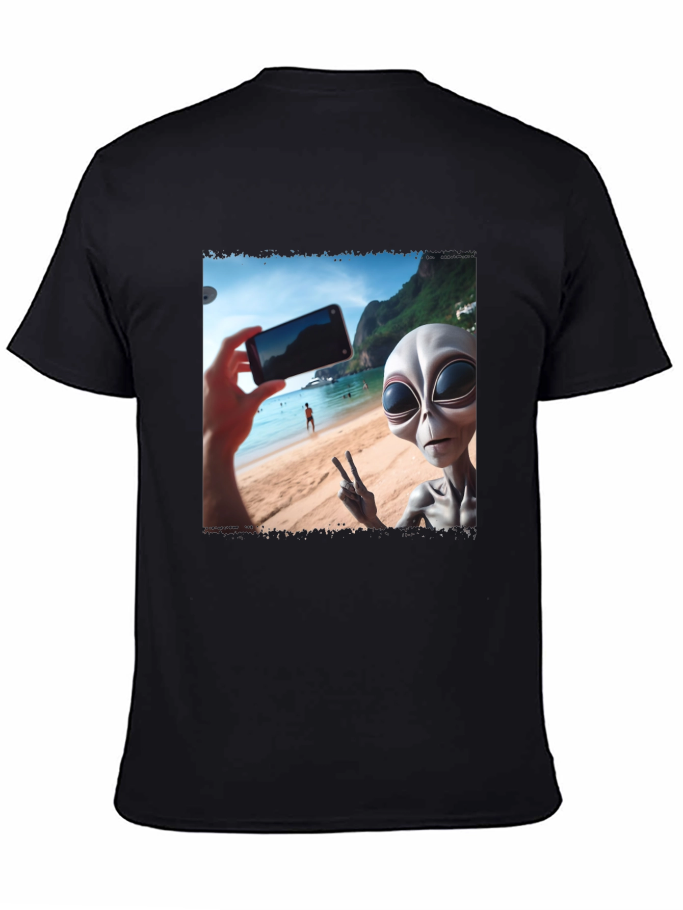 Black Alien Selfie T-Shirt - Beach Vacation view 4