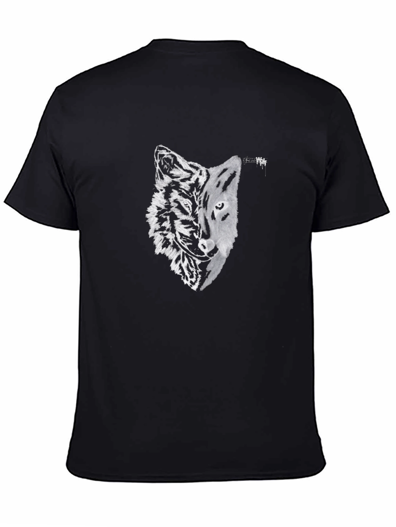 Black Wolf & Tiger Graphic Tee - Stylish Black T-Shirt view 4