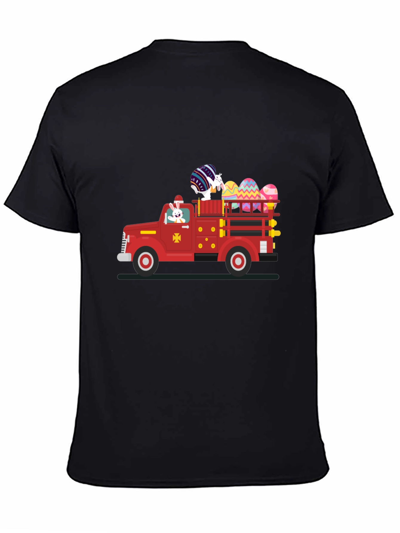 Camiseta Negra con Diseño de Camión de Pascua