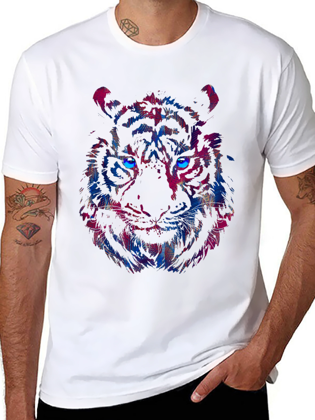 Black Vibrant Tiger Graphic Tee - Bold Style view 8