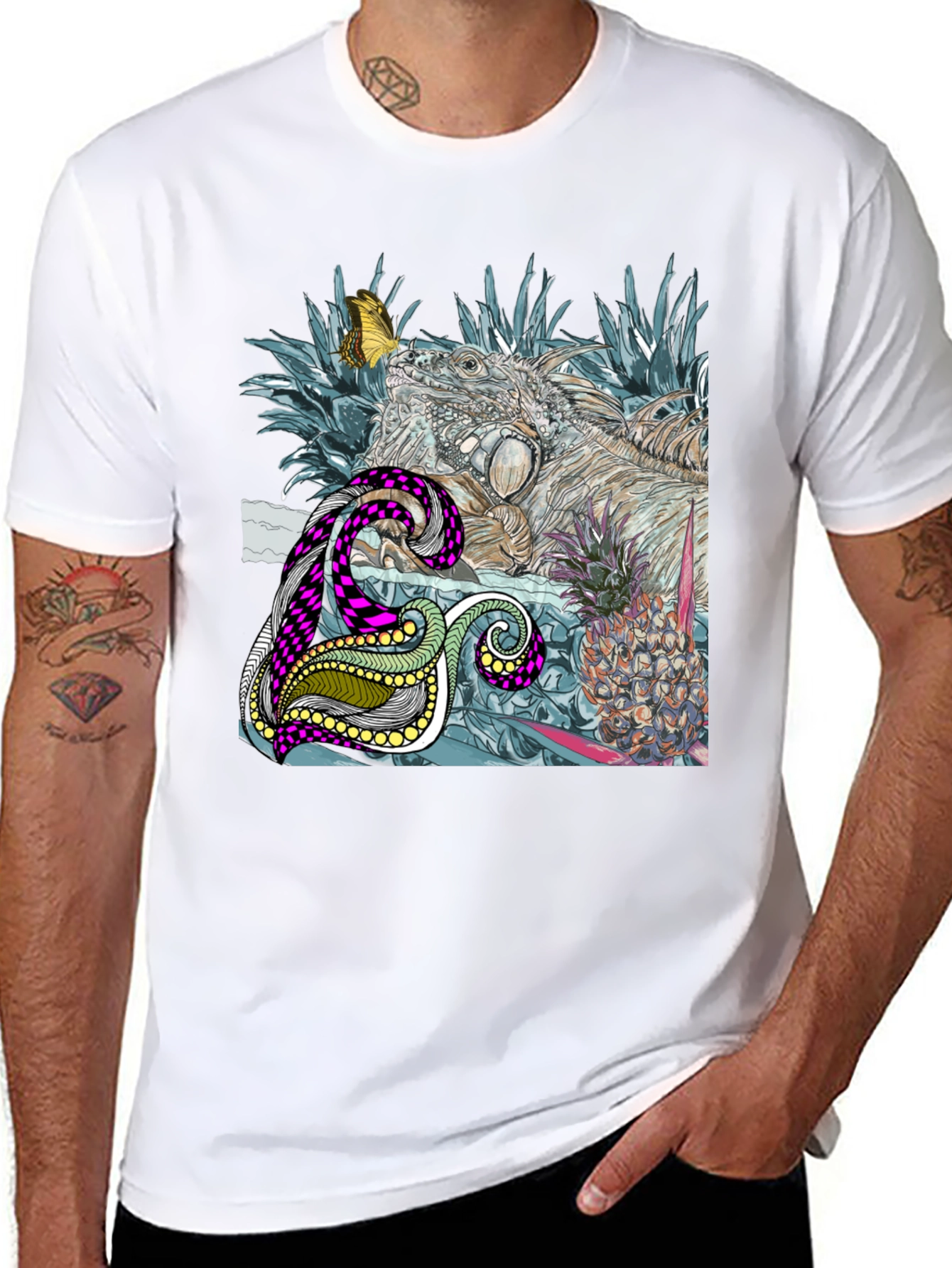 Black Iguana and Pineapple Graphic Tee view 8