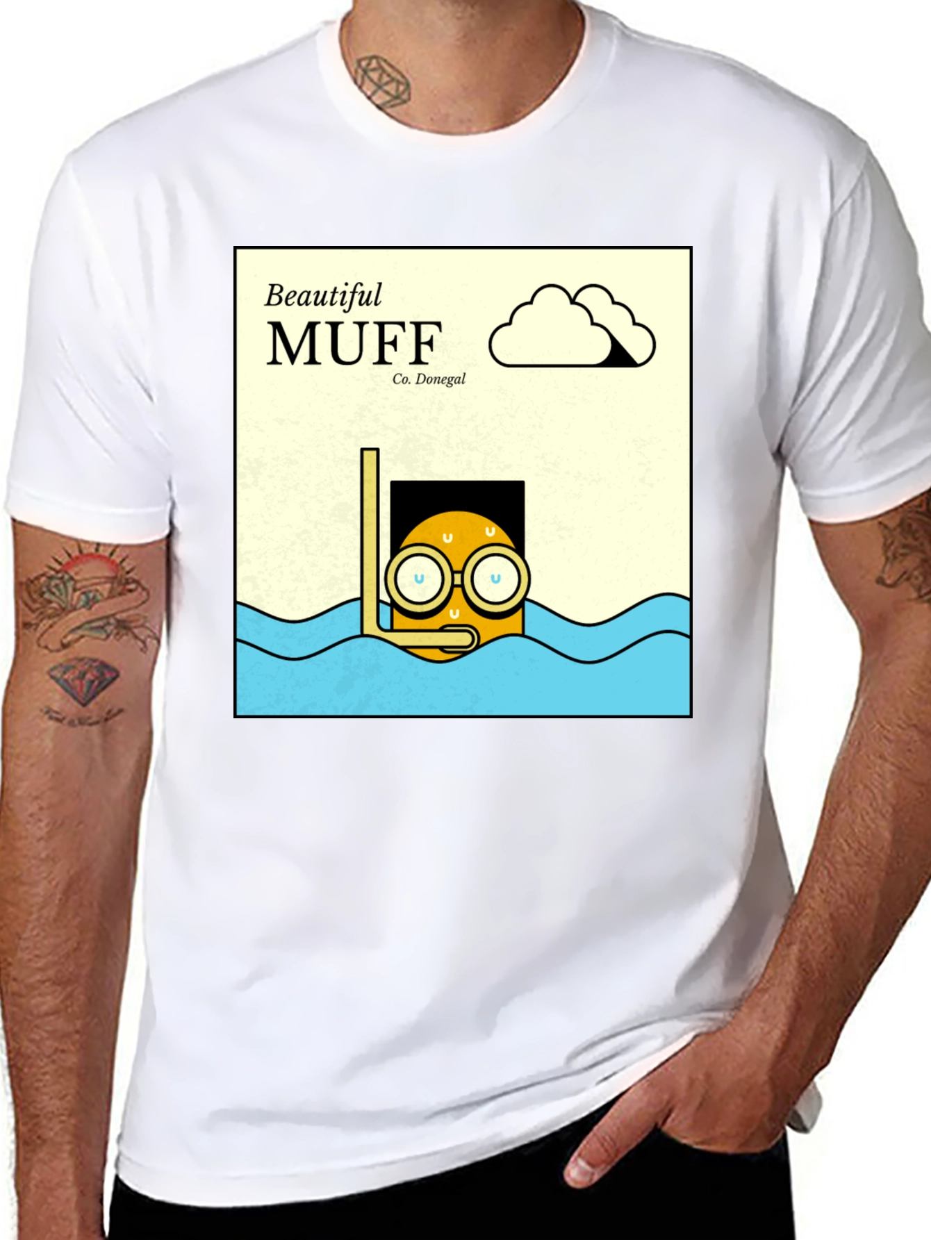 Black Beautiful Muff Diving T-Shirt view 8