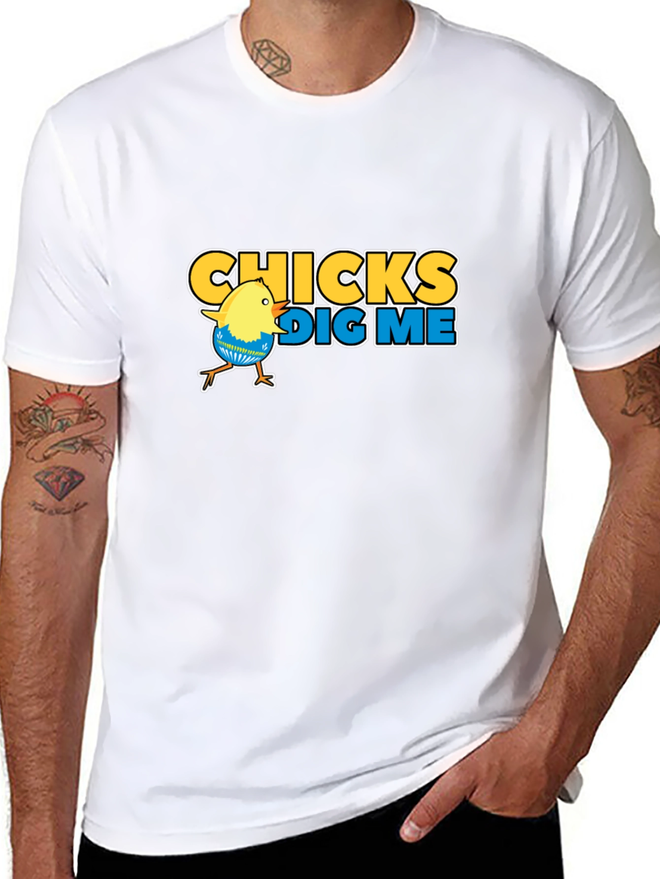 Black Funny Chicks Dig Me Graphic T-Shirt view 8