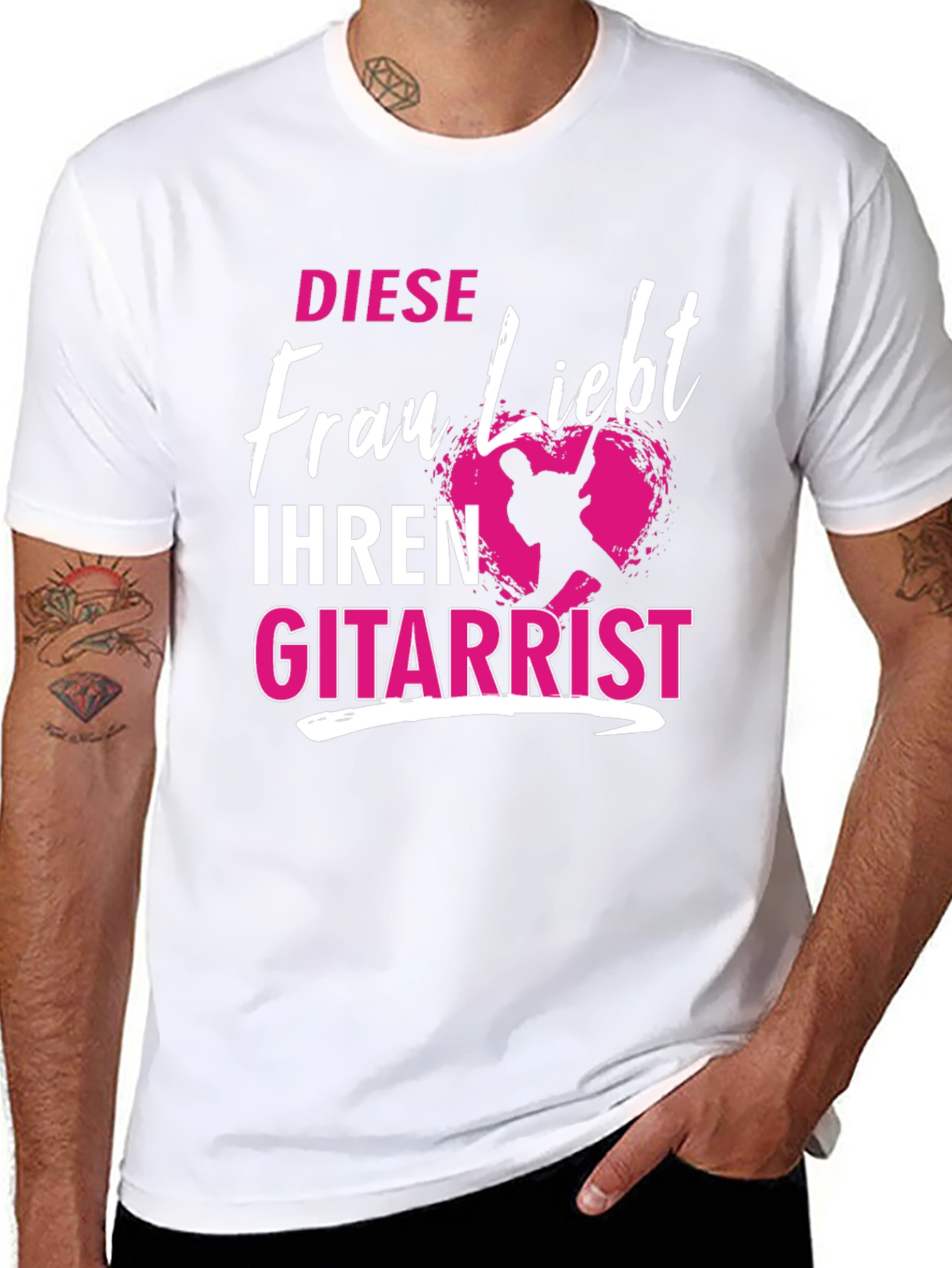 Black Diese Frau Liebt Ihren Gitarrist T-Shirt view 8