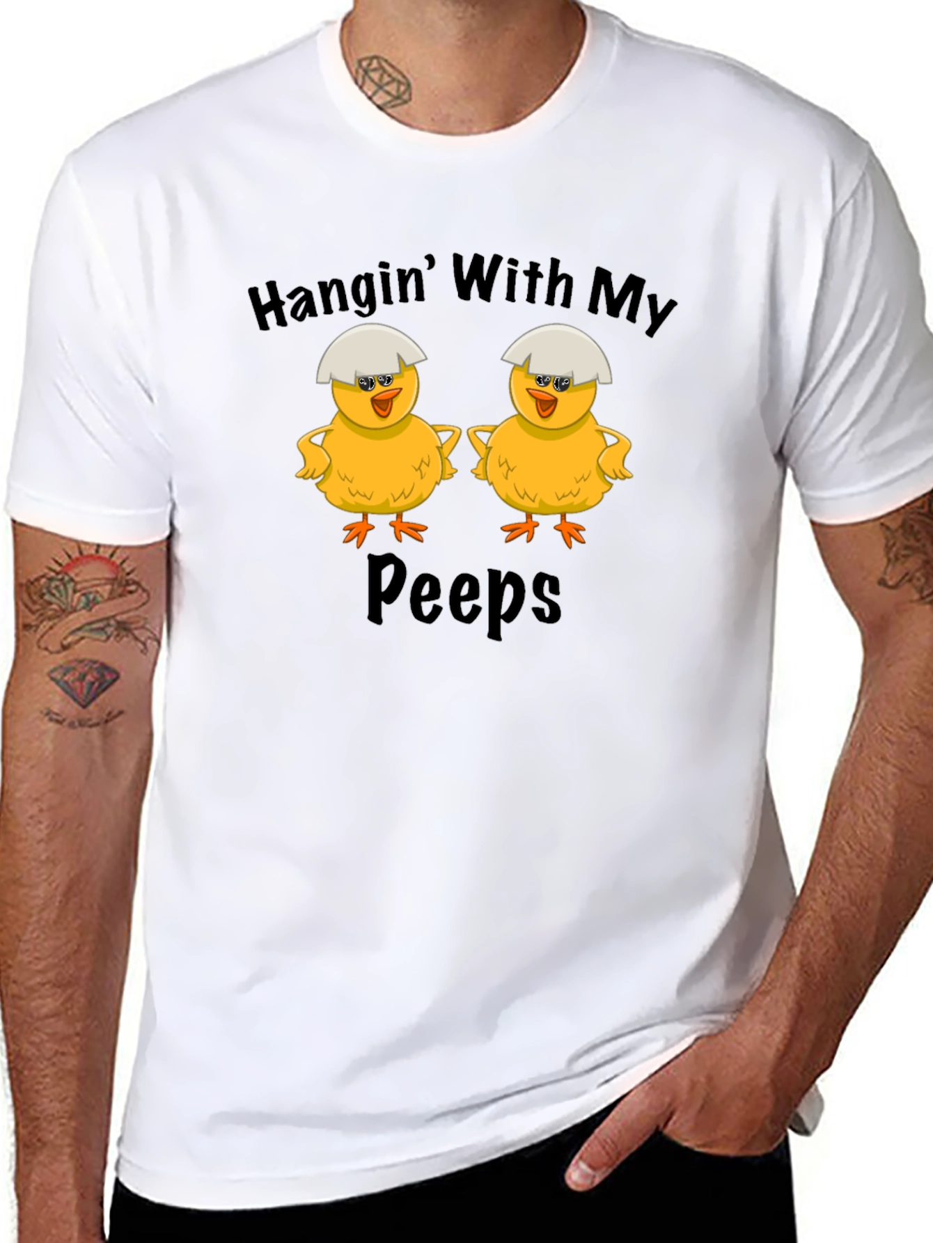 Camiseta Negra: Pollitos "Hanging With My Peeps"