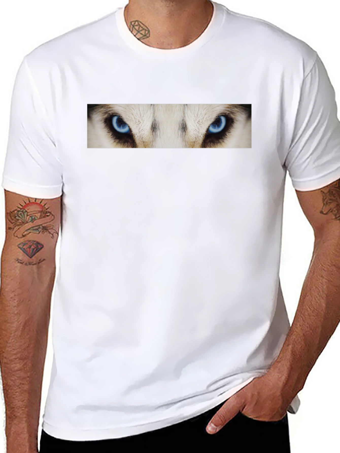 Black Black T-Shirt with Striking Wolf Eyes Graphic Print view 8