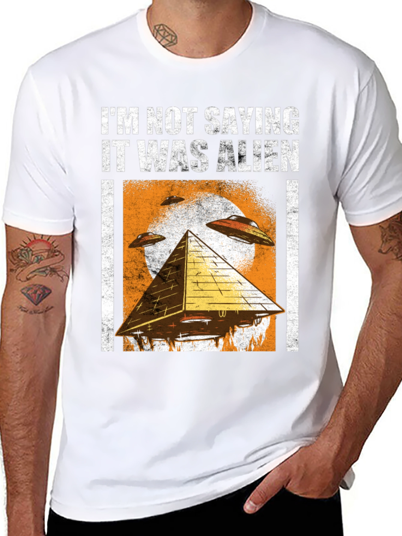 Black I'm Not Saying It Was Alien T-Shirt view 8