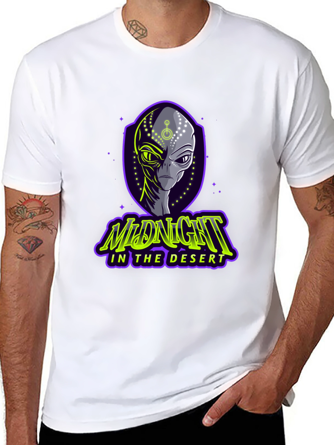 Black Midnight in the Desert Alien Graphic Tee view 8