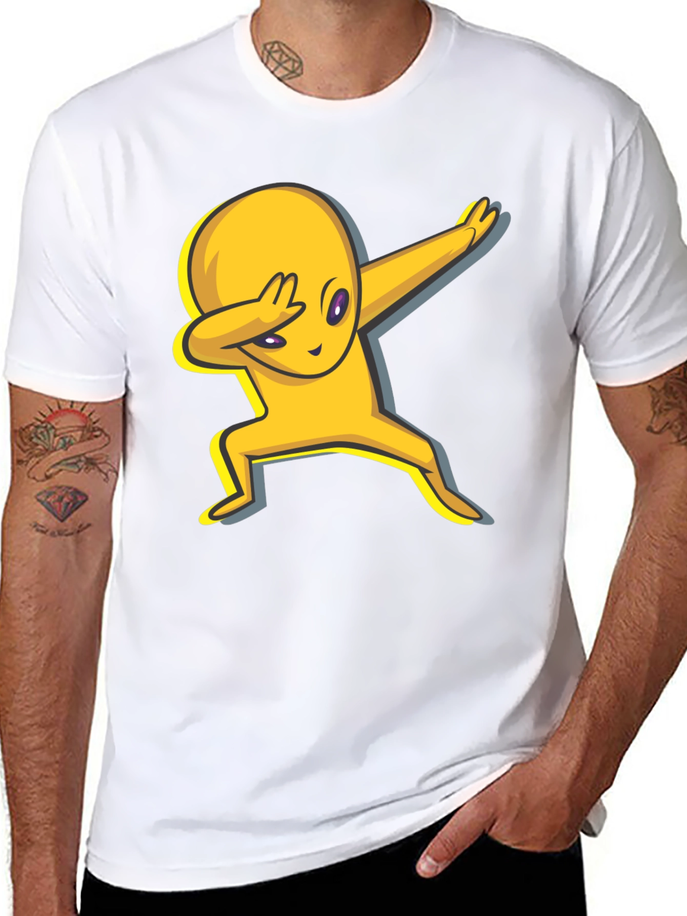 Black Dabbing Alien Graphic Tee - Trendy Casual Wear view 8