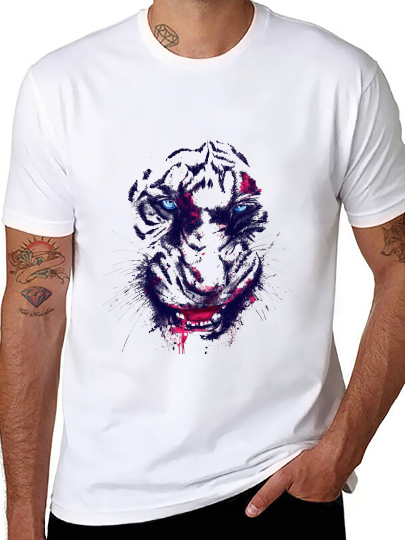 Black Men's Black T-Shirt with Wolf Graphic view 8
