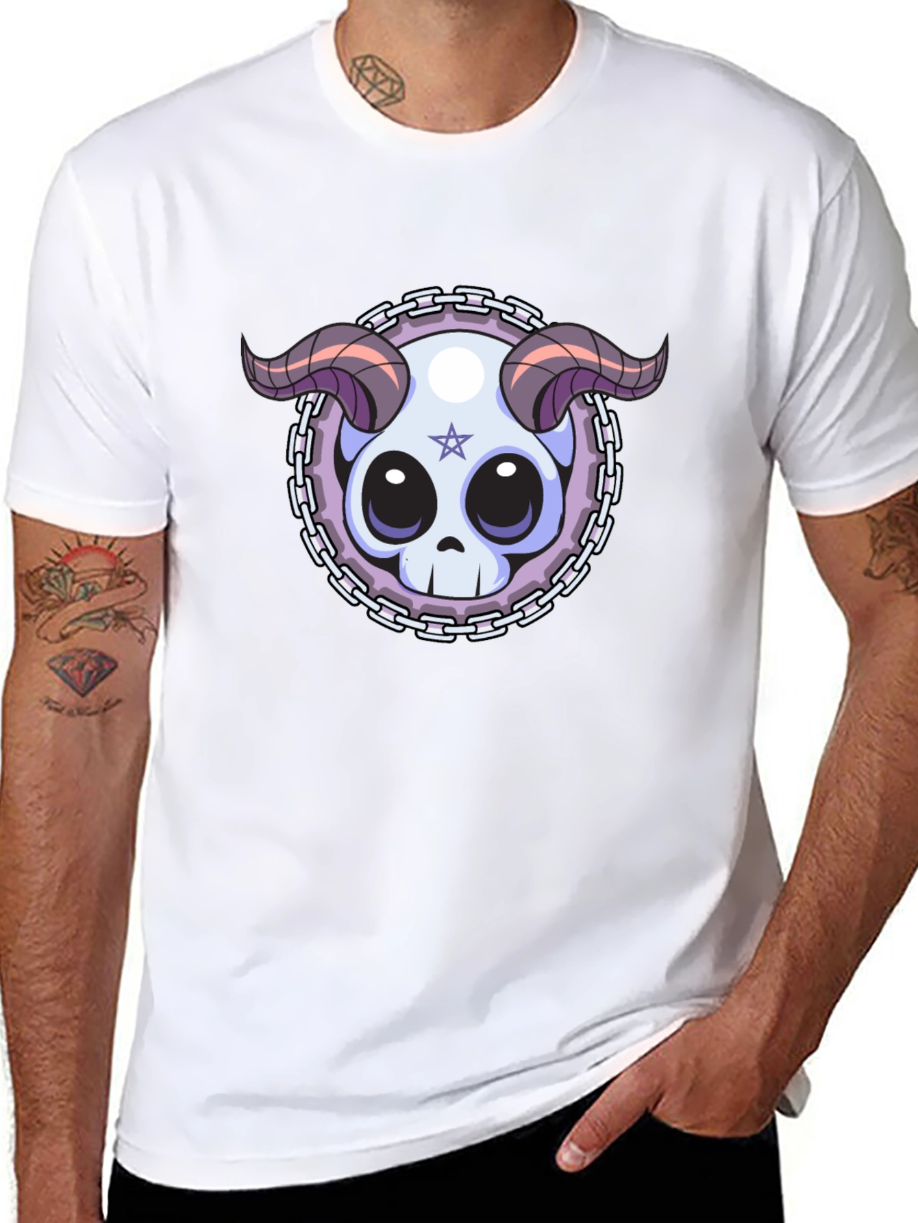 Black Skull & Horns Graphic Tee - Edgy Style view 8