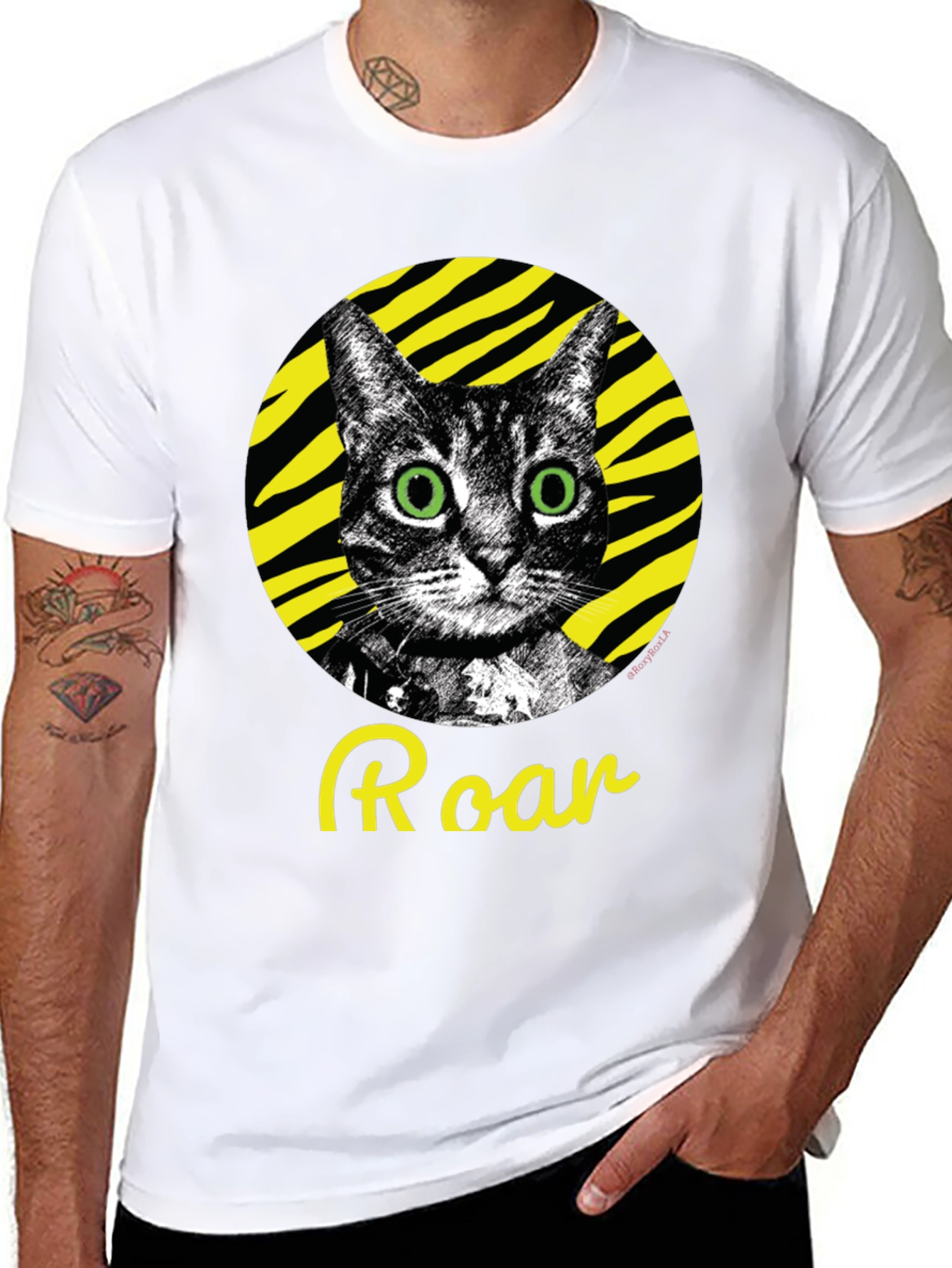 Black Roar! Cat Graphic Tee - Black view 8