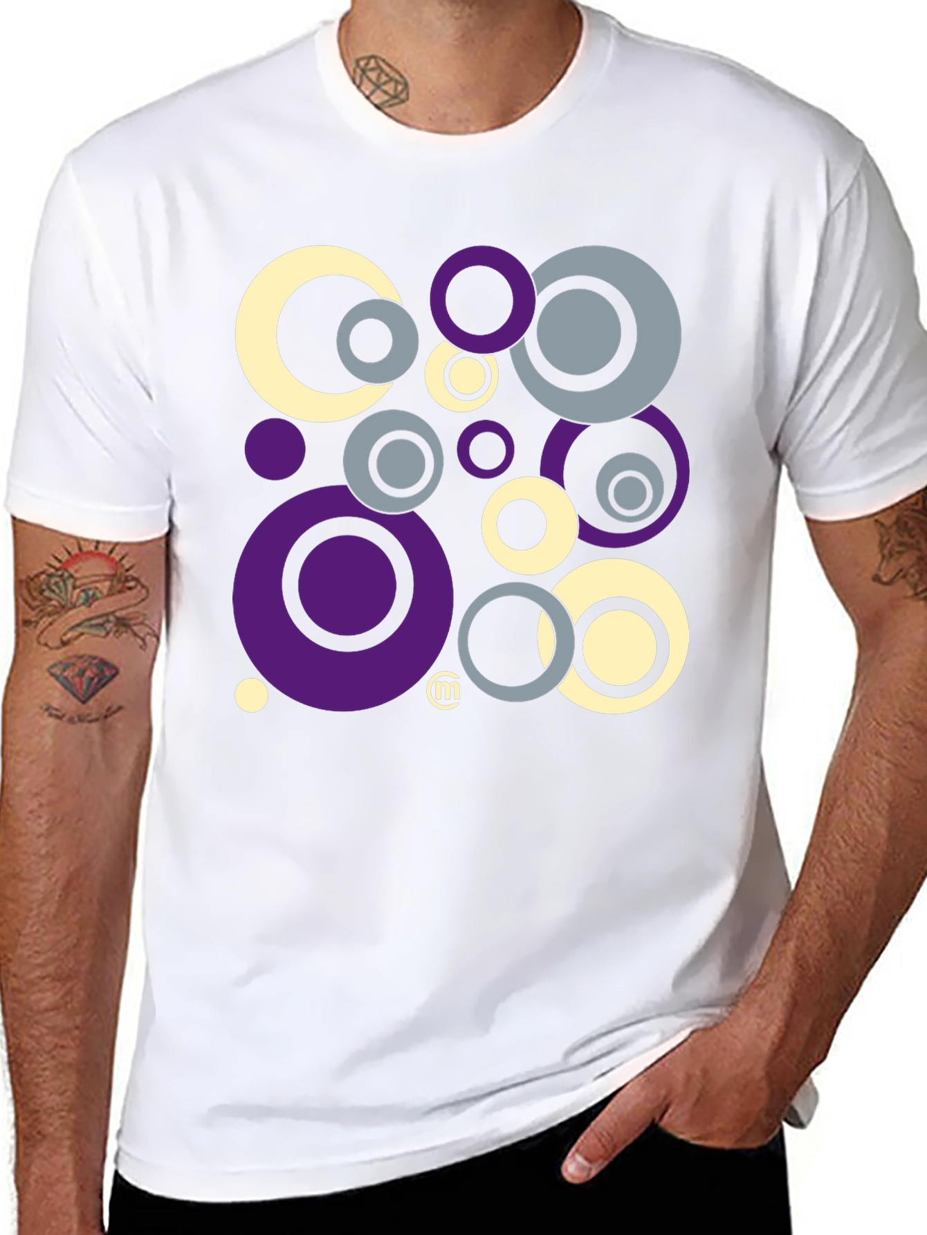 Black Retro Circle Graphic Tee - Black view 8