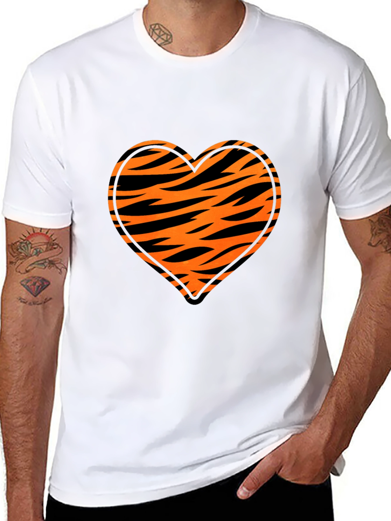 Black Tiger Stripe Heart Graphic Black T-Shirt view 8