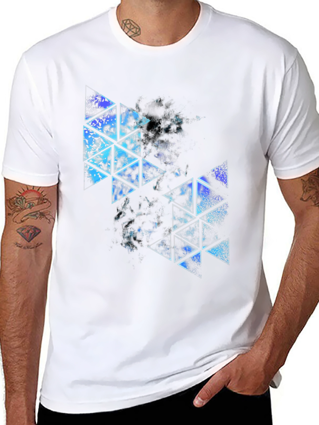 Black Geometric Triangle Print T-Shirt - Modern Style view 8