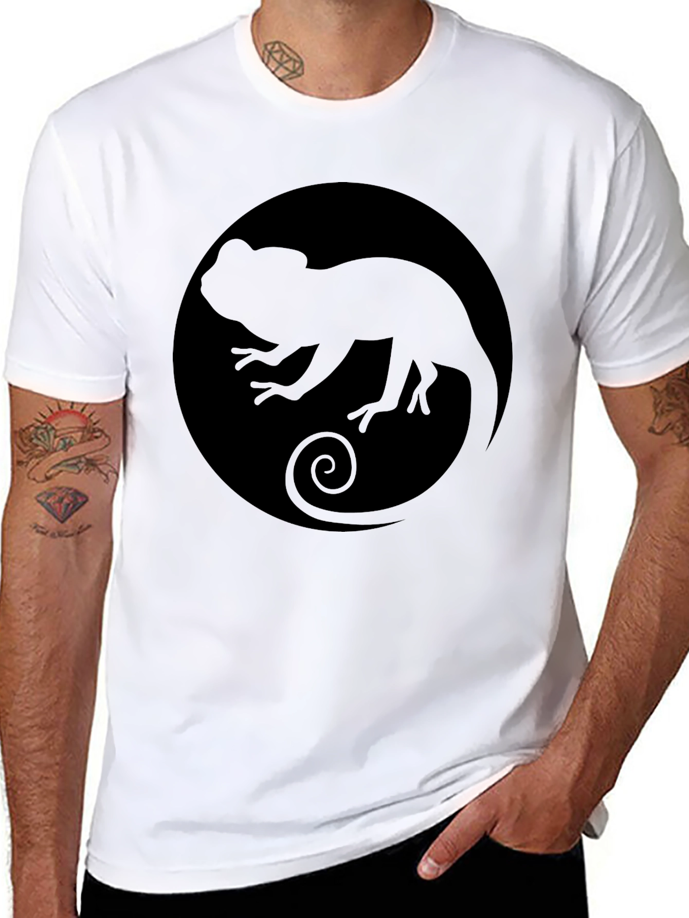 Black Chameleon Circle Graphic Tee - Black view 8