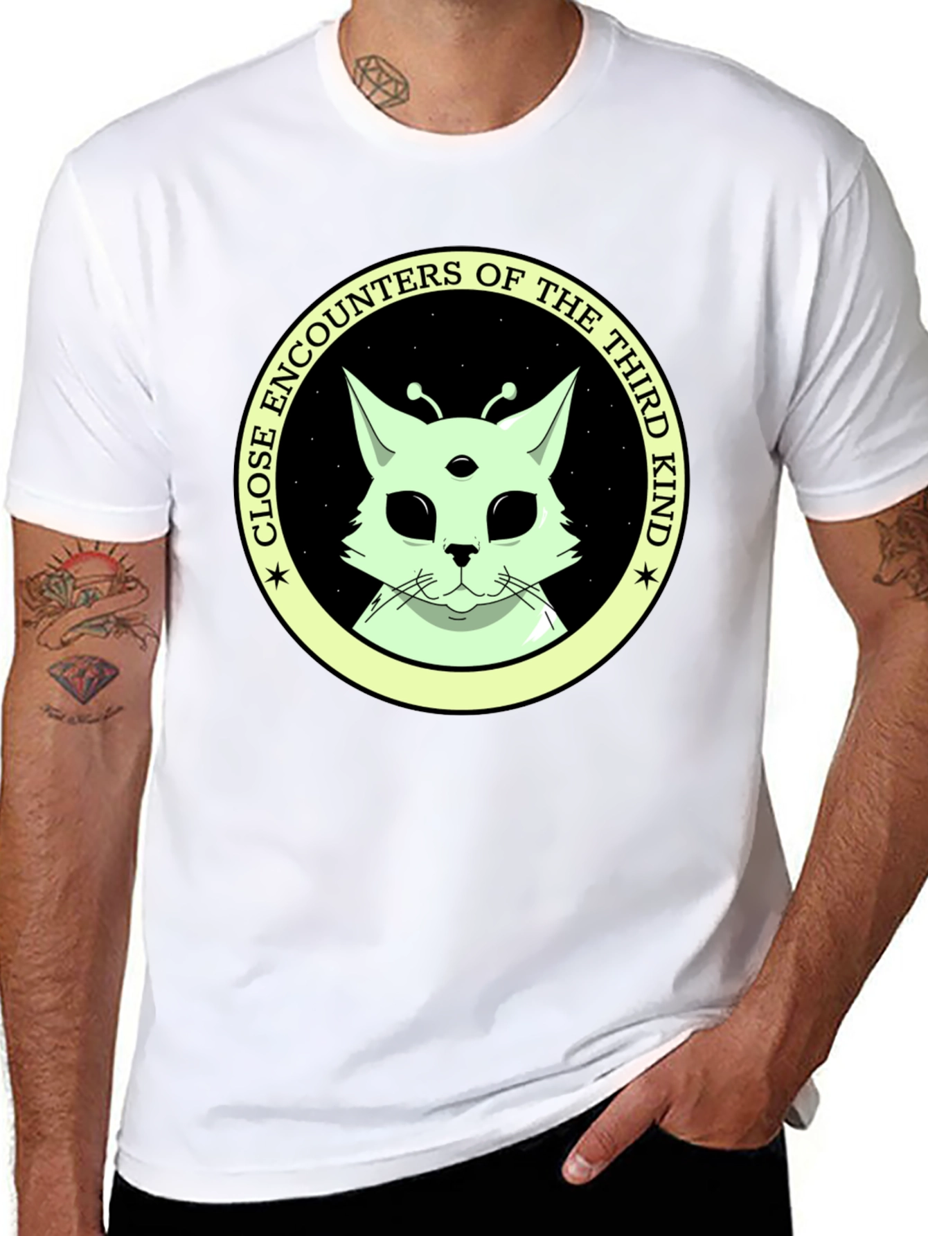 Black Alien Cat T-Shirt: Close Encounters of the Third Kind view 8