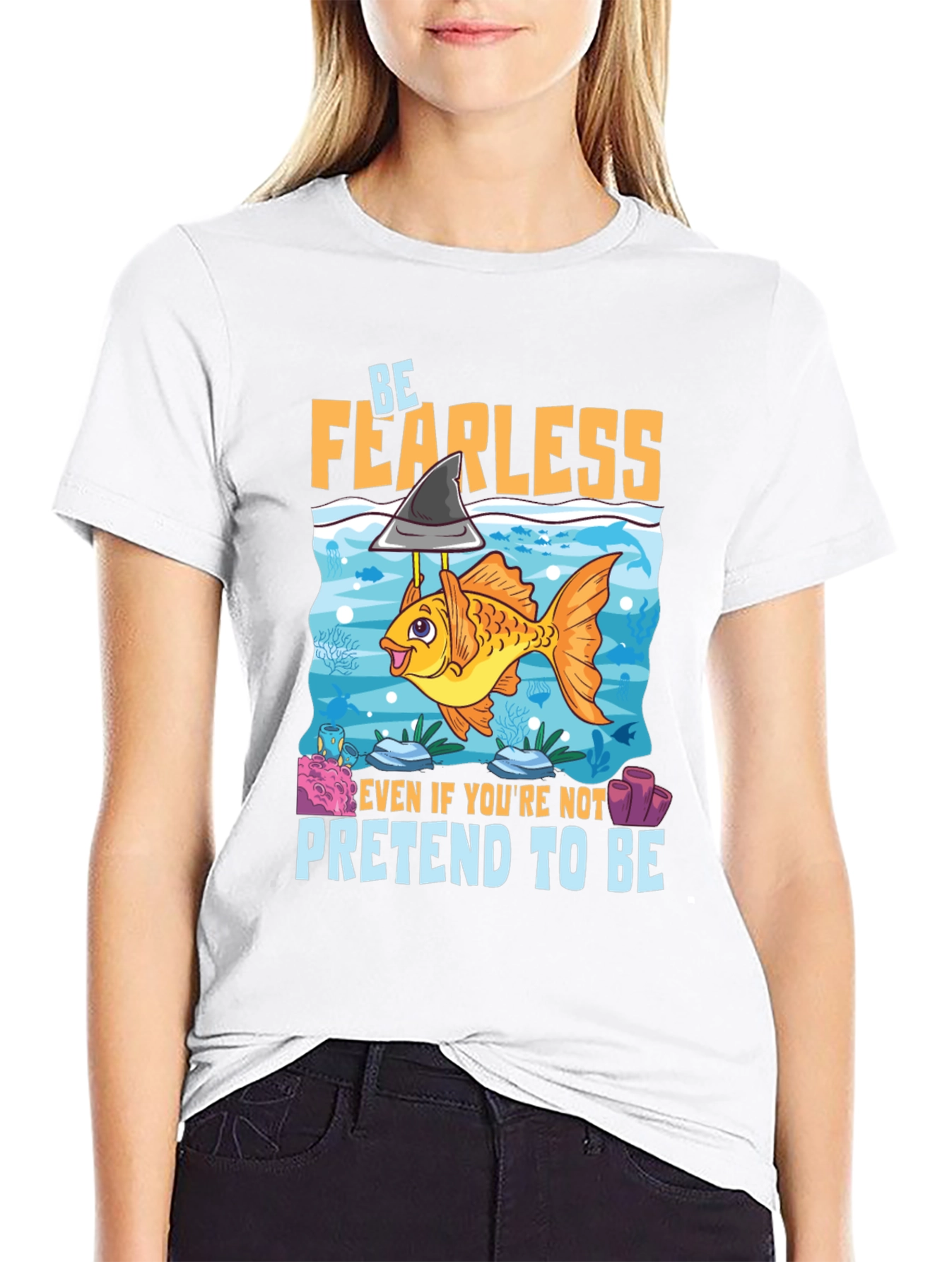 Black Be Fearless Graphic T-Shirt view 9