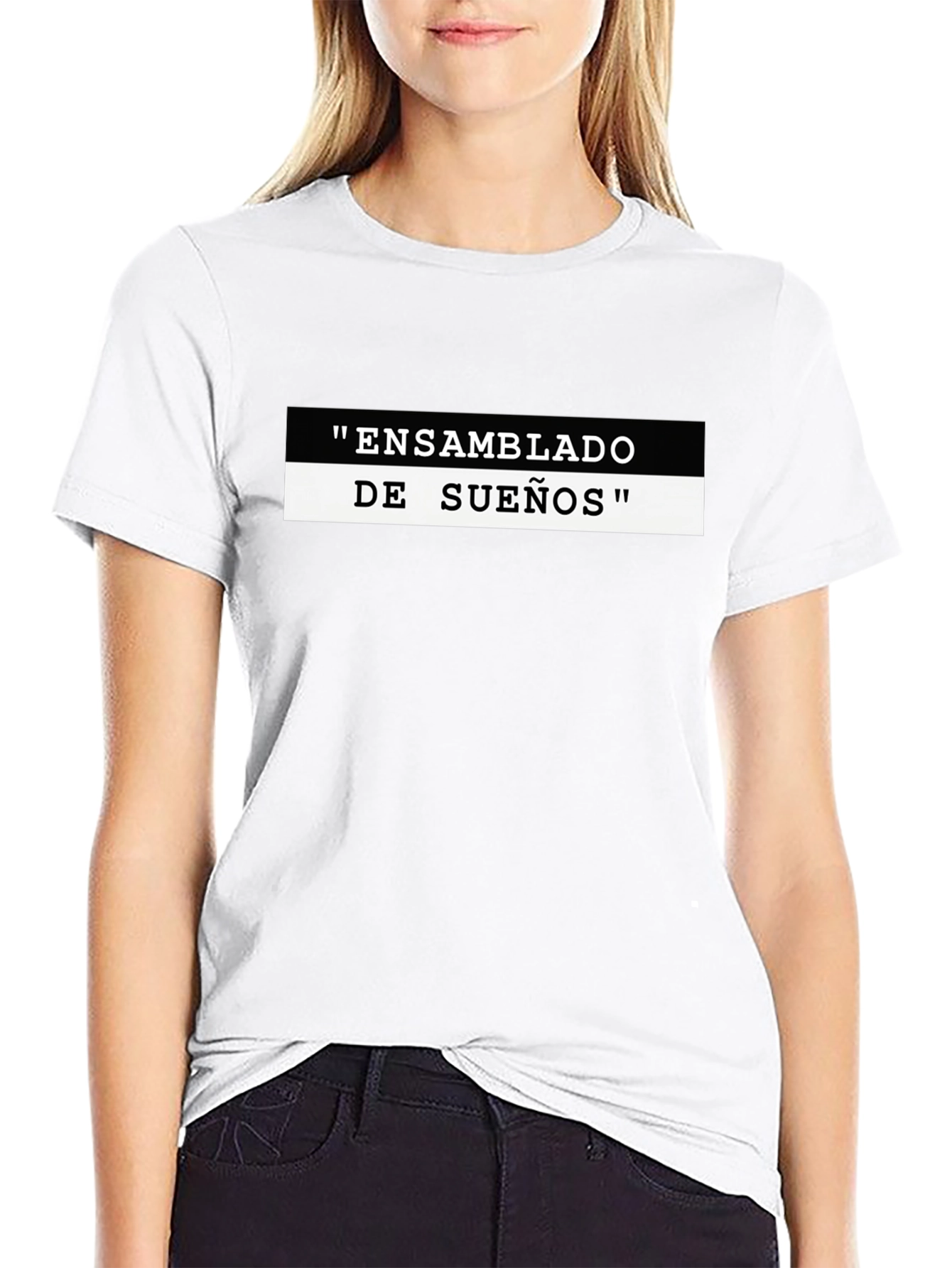 Black "Ensambrado De Sueños" Graphic Tee view 9
